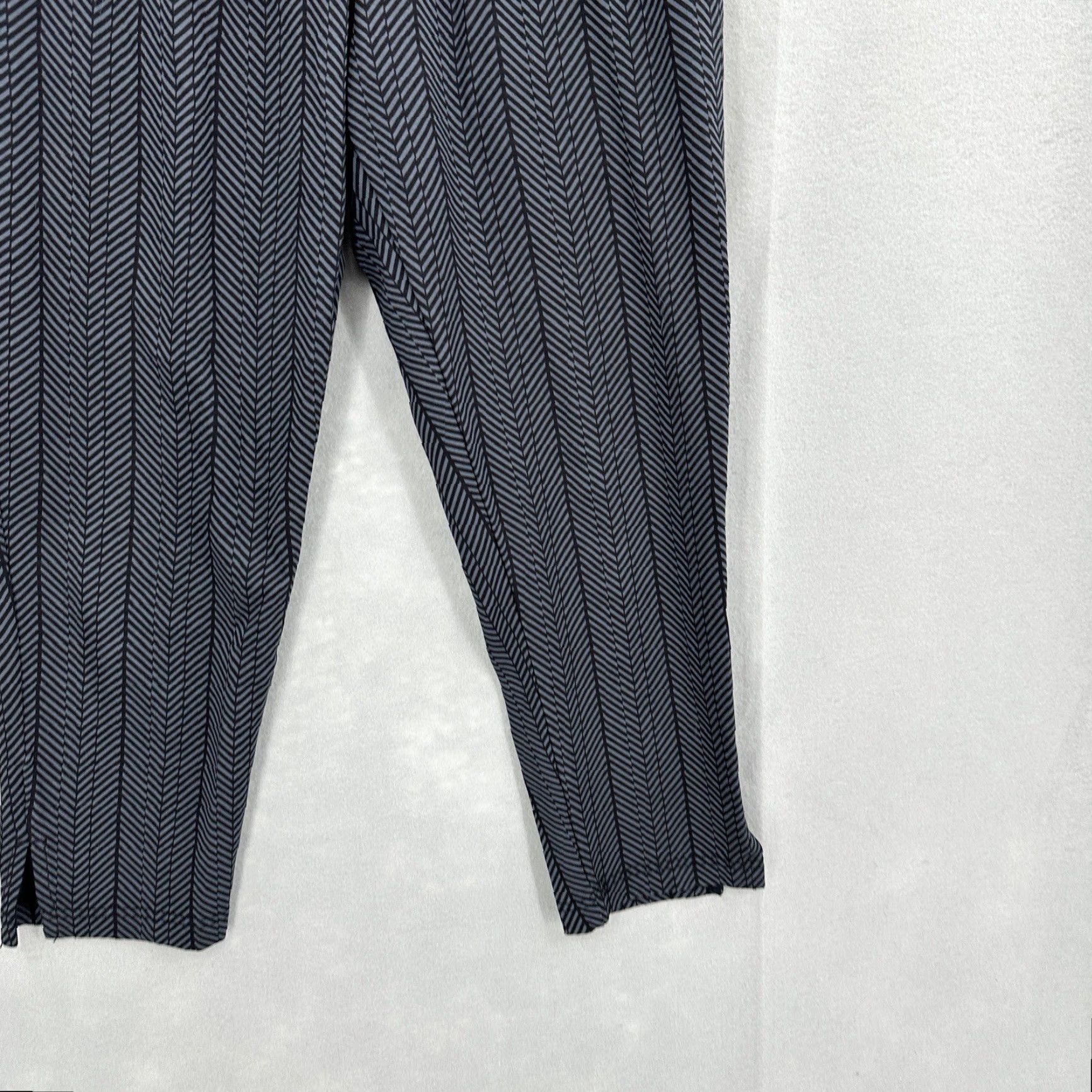 Vintage Betabrand Pants Womens Petite Small Jogger Herringbone Pockets Quiet Lux Pull On Gray PS Tapered Front Flat Knit Size 28" / US 6 / IT 42 - 6 Thumbnail