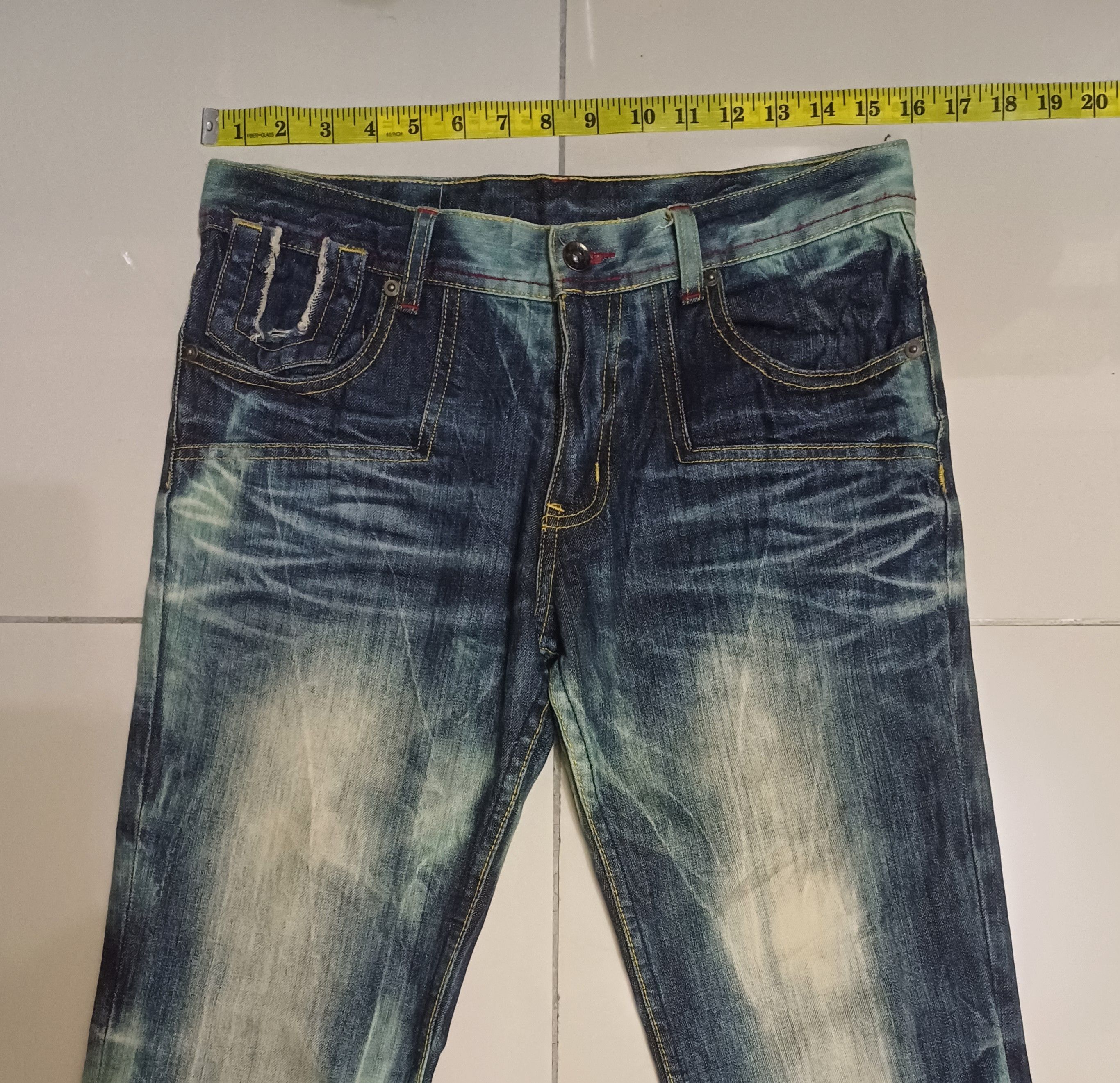 semanticdesign Crazy flared jeans, semantic design ..snake leather Size US 32 / EU 48 - 2 Thumbnail