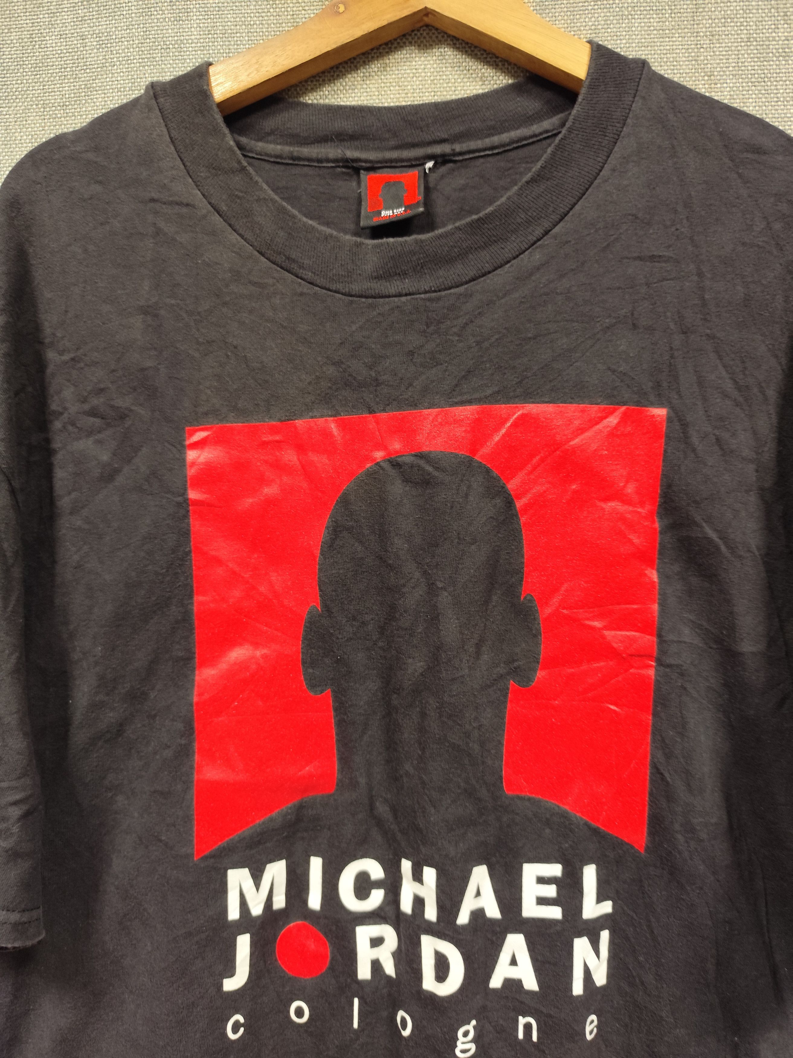 ウェア 90s MICHAEL JORDAN COLOGNE T-SHIRT Vintage 90s Michael Jordan cologne promo t shirt