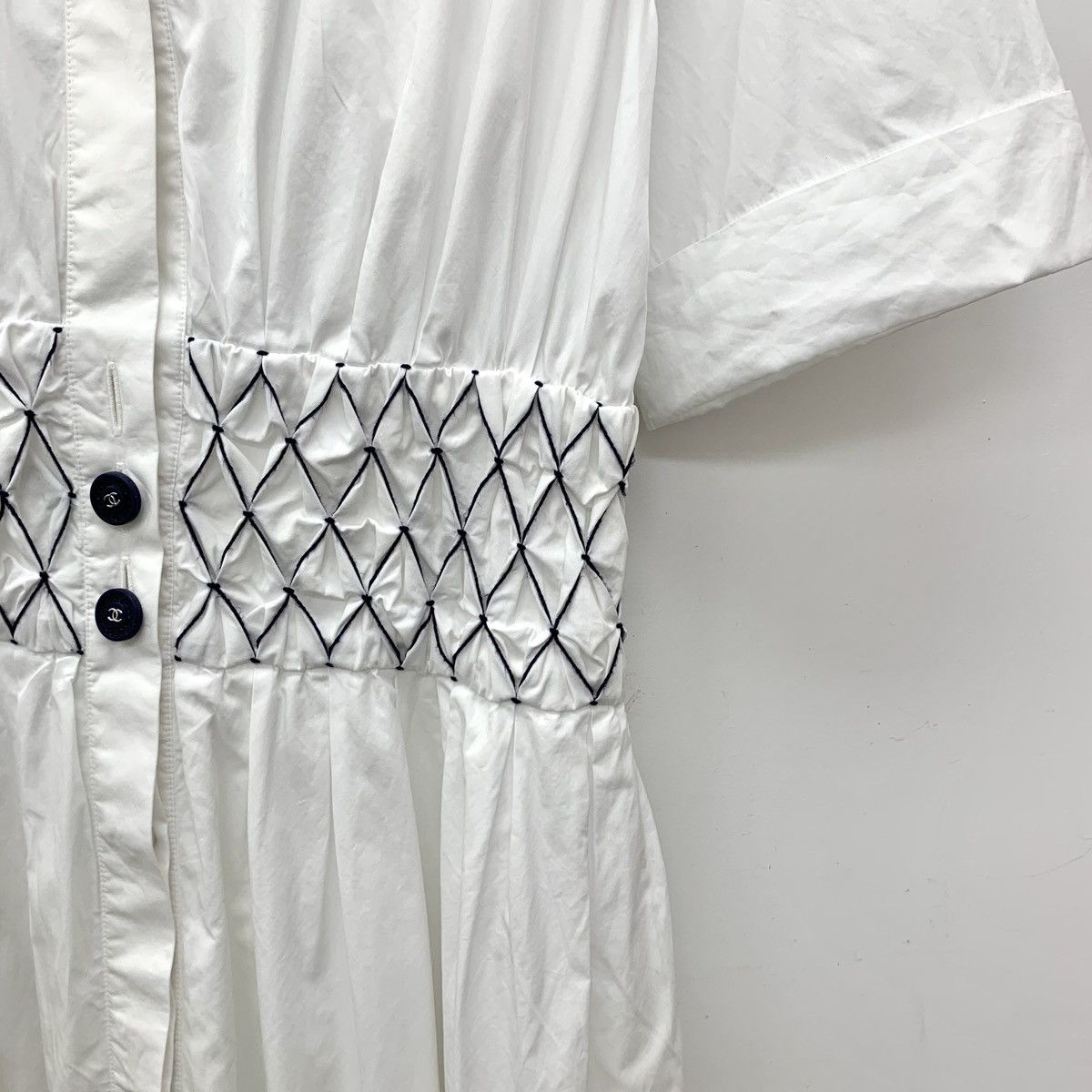 Chanel Chanel White Pleated Cotton Lapel Short Sleeve Dress K26WX Size XS / US 0-2 / IT 36-38 - 4 Thumbnail
