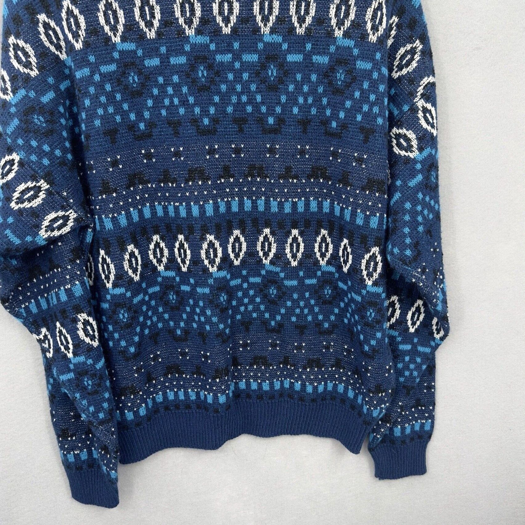 Vintage VINTAGE Le Tigre Sweater Mens L Blue Geometric 80s 90s Grunge Hip Hop Streetwear Vintage Pullover Crew Neck Classic Knit Shirt Mens Size US L / EU 52-54 / 3 - 7 Thumbnail