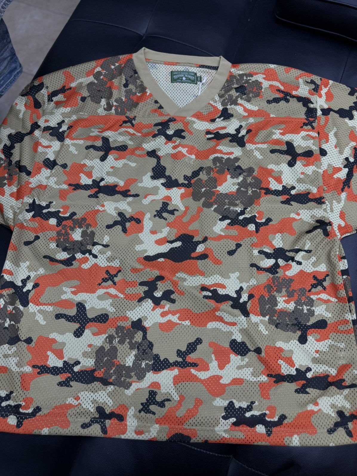 DENIM TEARS Denim Tears Tan Orange Camo Cotton Wreath Jersey (XXL) (NEW) Size US XXL / EU 58 / 5 - 1 Thumbnail