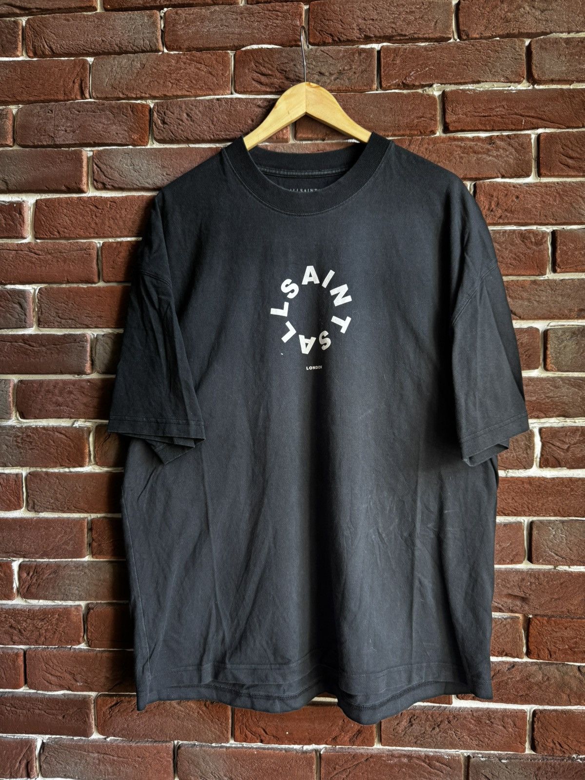 Allsaints Allsaints Oversized Fit T-Shirt Big Logo hype streetwear Size US M / EU 48-50 / 2 - 1 Thumbnail