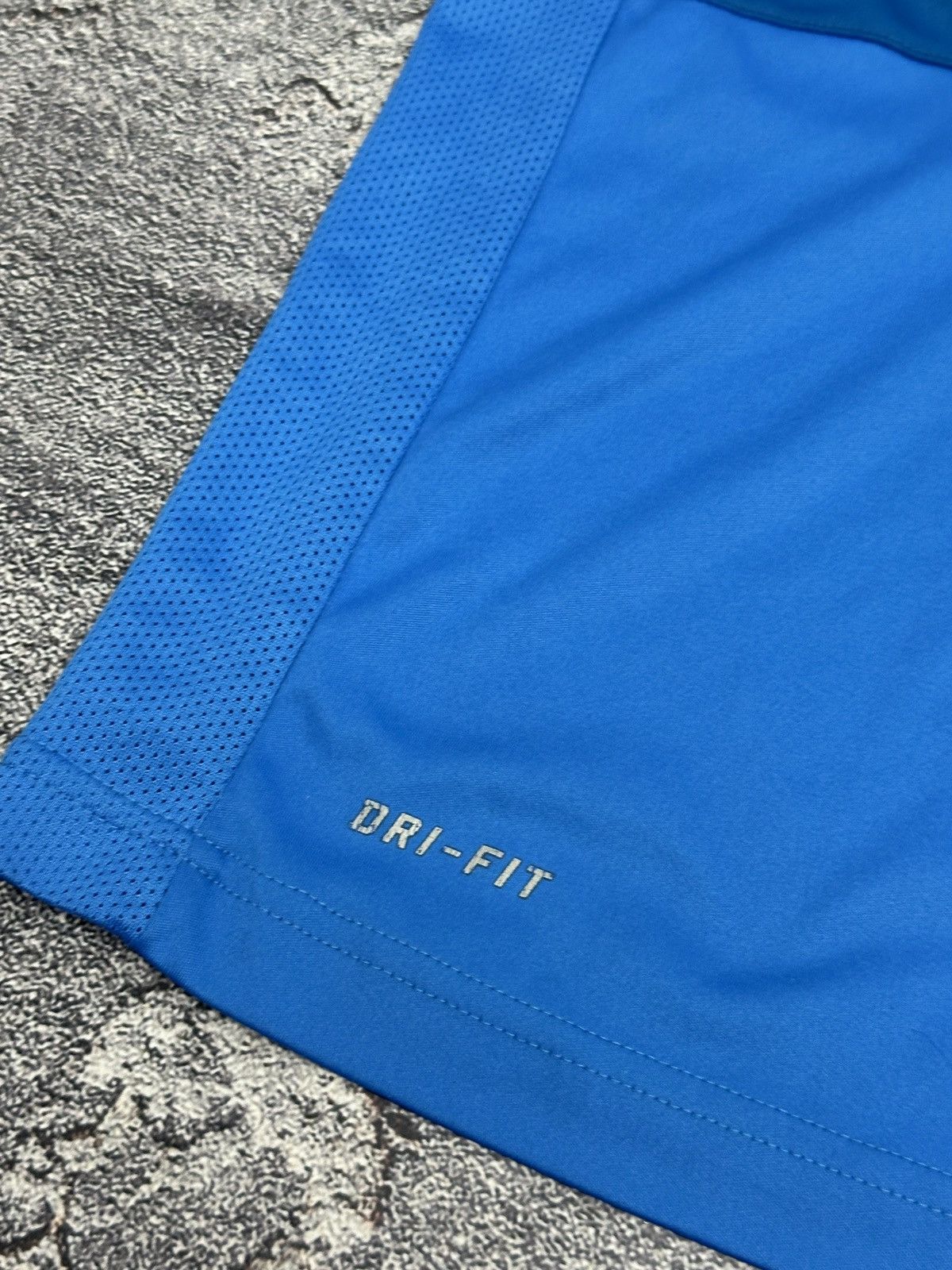 Nike Nike Barcelona BlokeCore Blue Training Jersey L Size Size US L / EU 52-54 / 3 - 4 Thumbnail