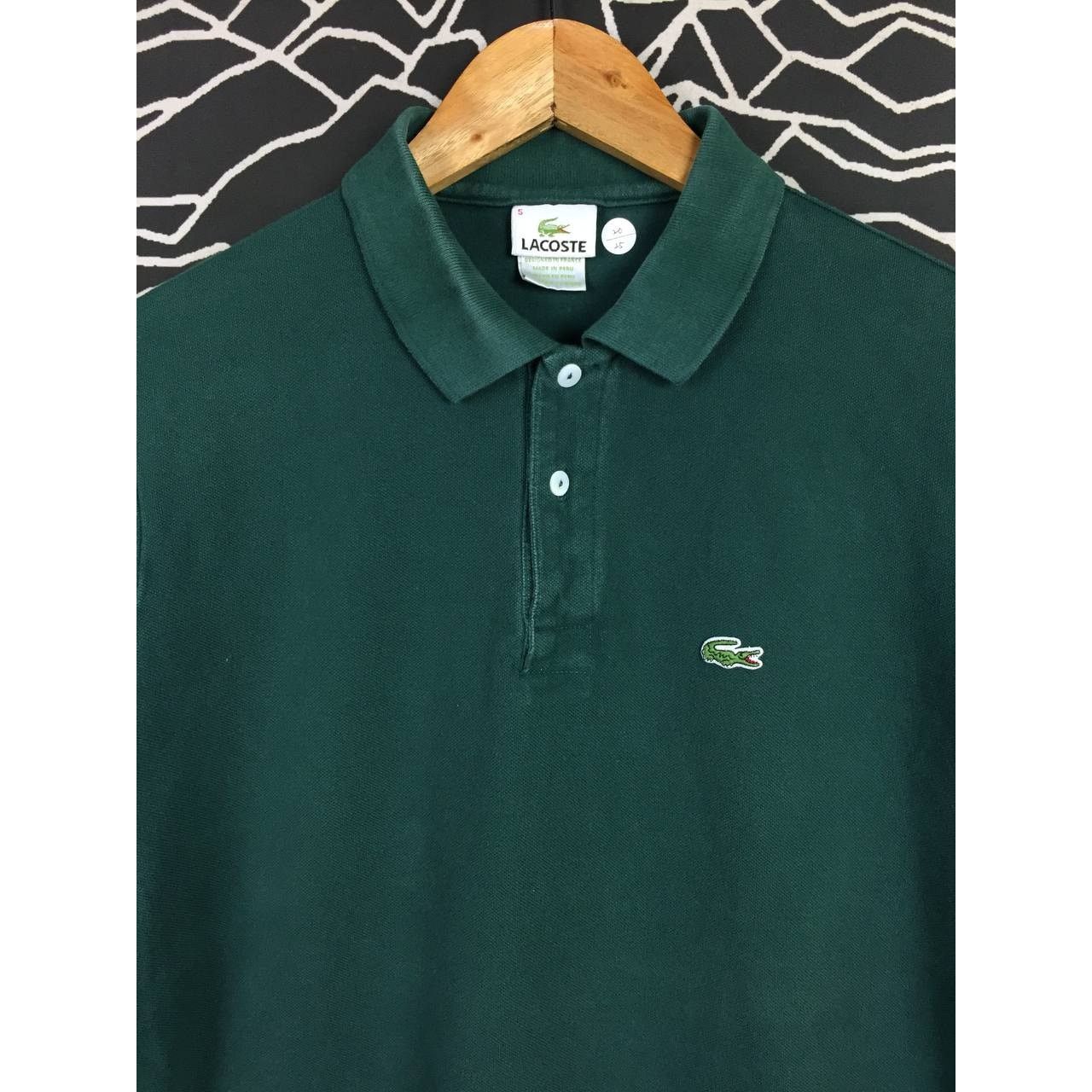 Lacoste Vtg Lacoste Made In Peru Small Logo Casual Polo Tee Size US M / EU 48-50 / 2 - 3 Thumbnail