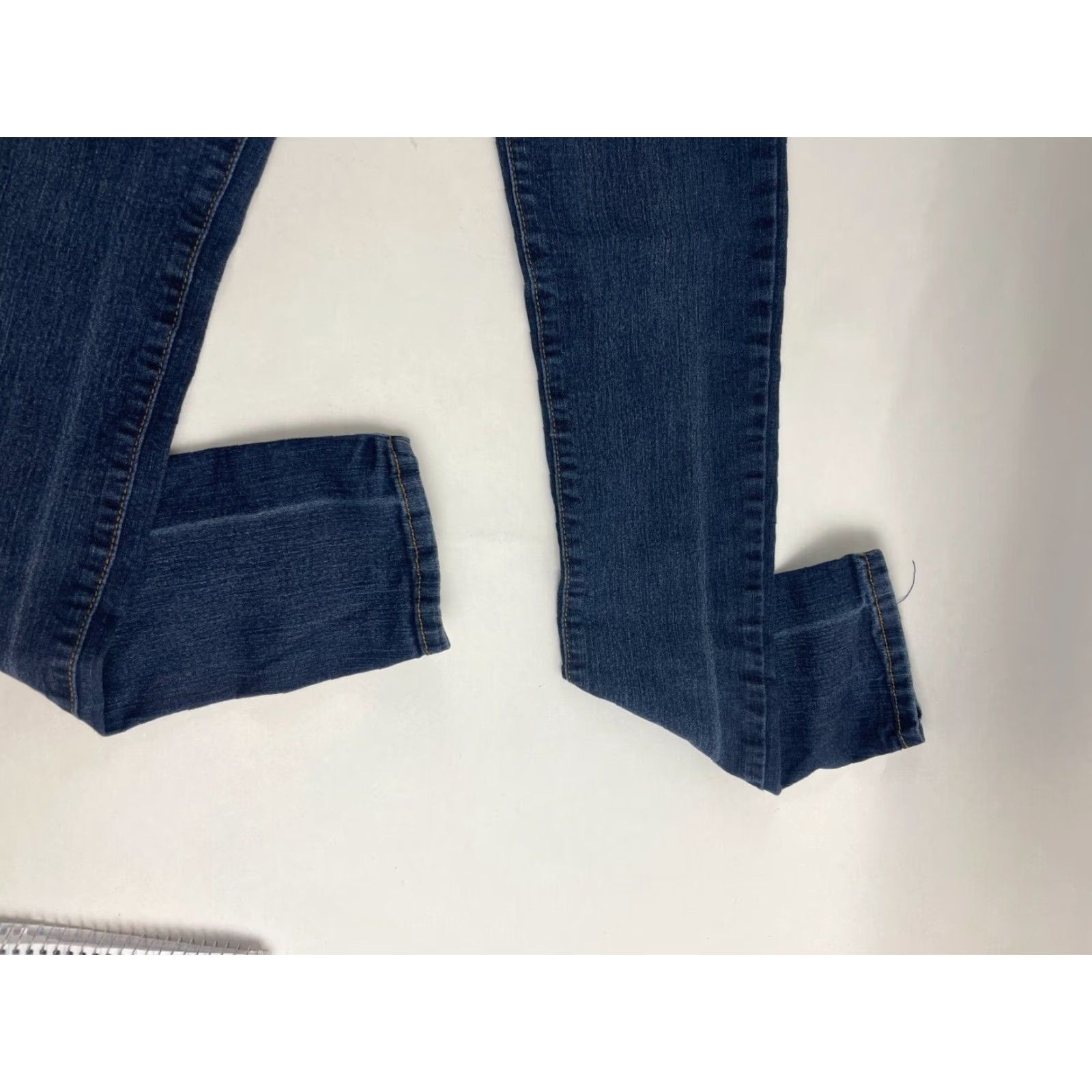 Vintage Flying Monkey Jeans Women's Size 0 Blue Denim Low Rise Pants Stretch Cargo Pocket Straight Modern 31 In Womens Size 25" / US 0 / IT 36 - 4 Thumbnail