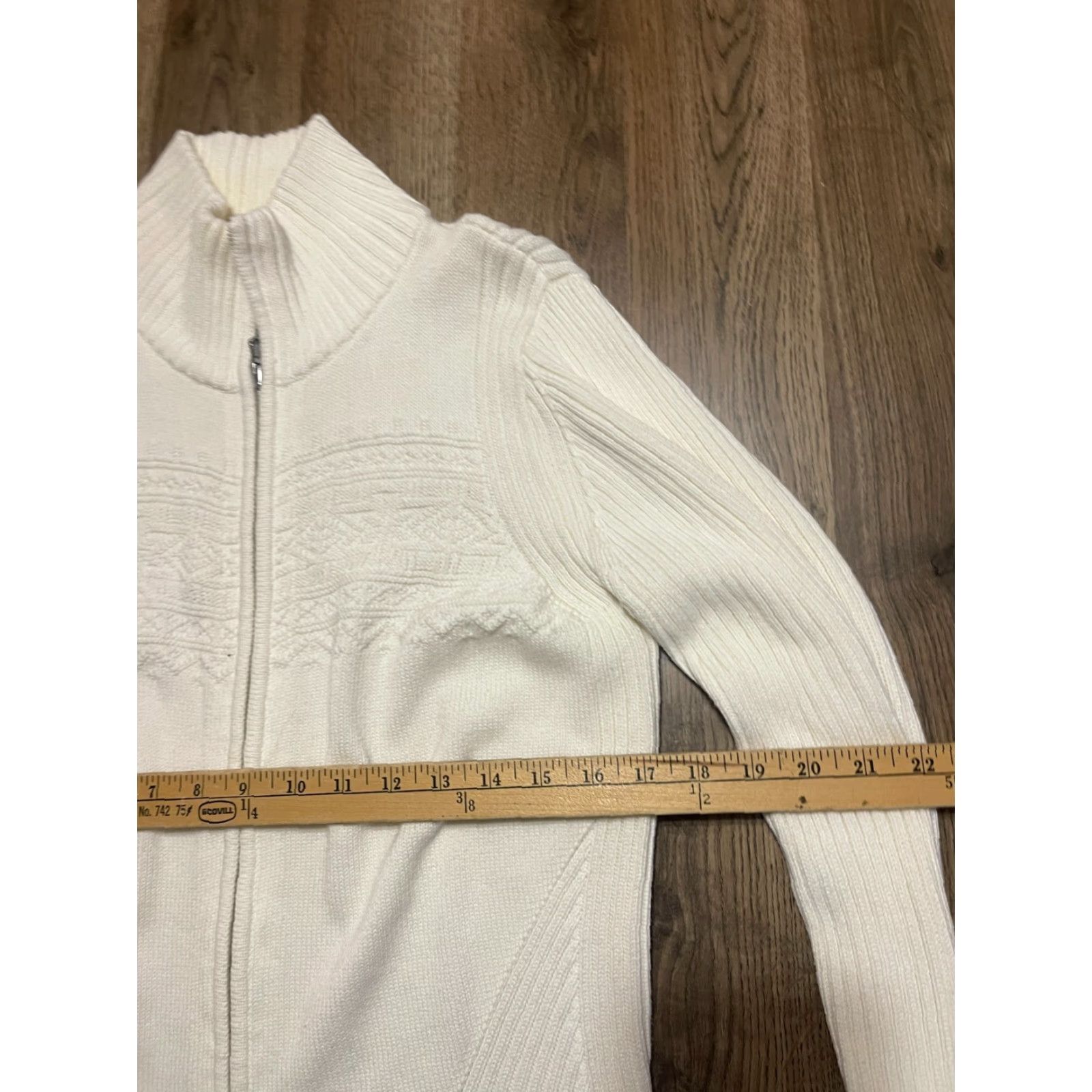 Eddie Bauer Eddie Bauer Sweater Women's Large White Full Zip Knit Mock Neck, Casual, Regular Fit, Solid, Knit Fabric, Fall Spring Summer, Women, Size L Size L / US 10 / IT 46 - 5 Thumbnail