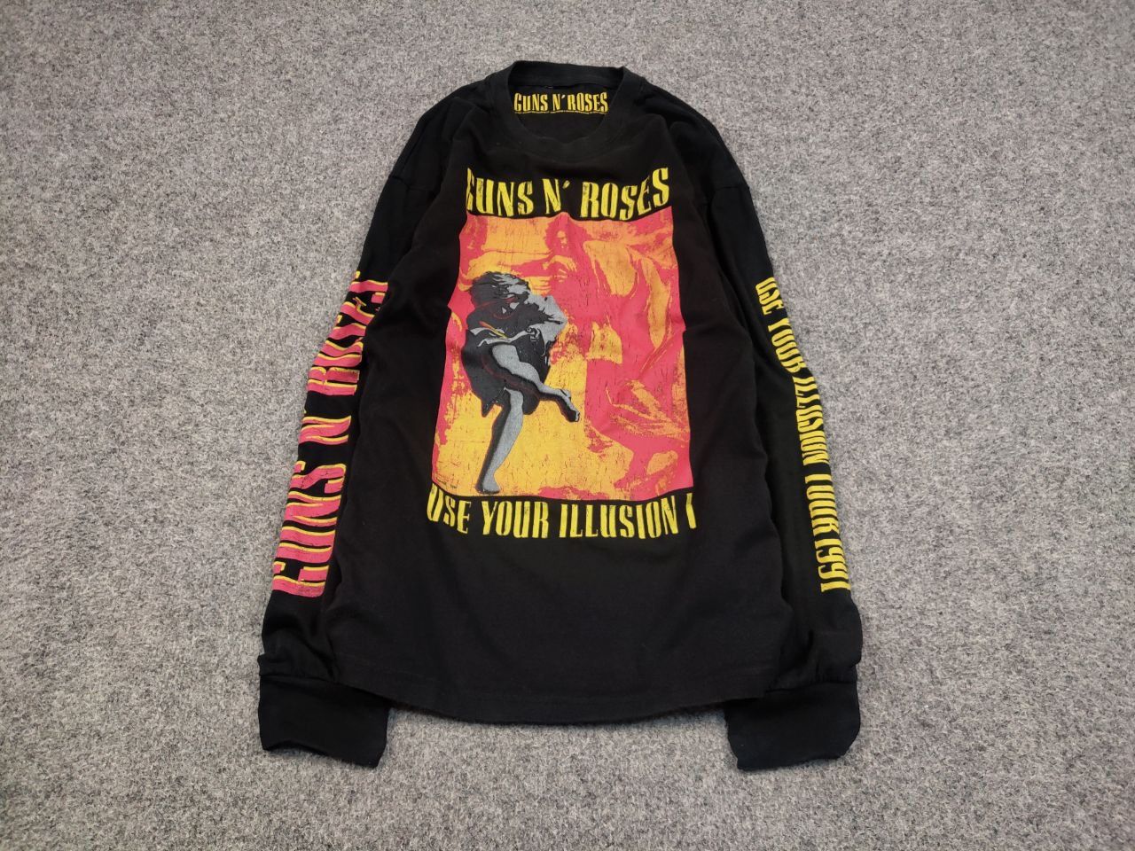 Band Tees Guns N Roses use your illusion i Long Sleeve Logo Vintage Size US M / EU 48-50 / 2 - 2 Thumbnail