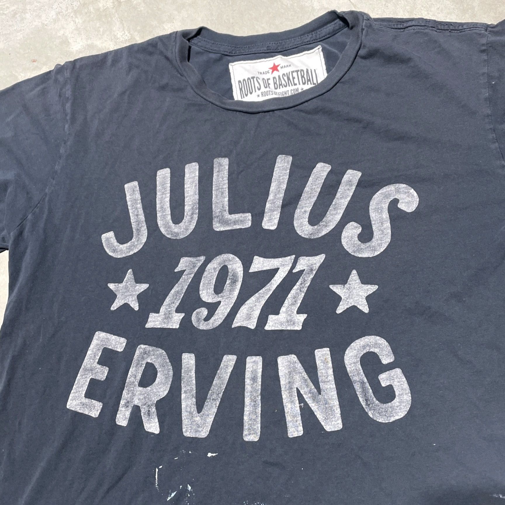 Roots Roots of Fight Julius Erving Basketball Shirt Short Sleeve Crew Neck M Black Cotton Men T-Shirt Vintage No SZ M Size US M / EU 48-50 / 2 - 2 Thumbnail