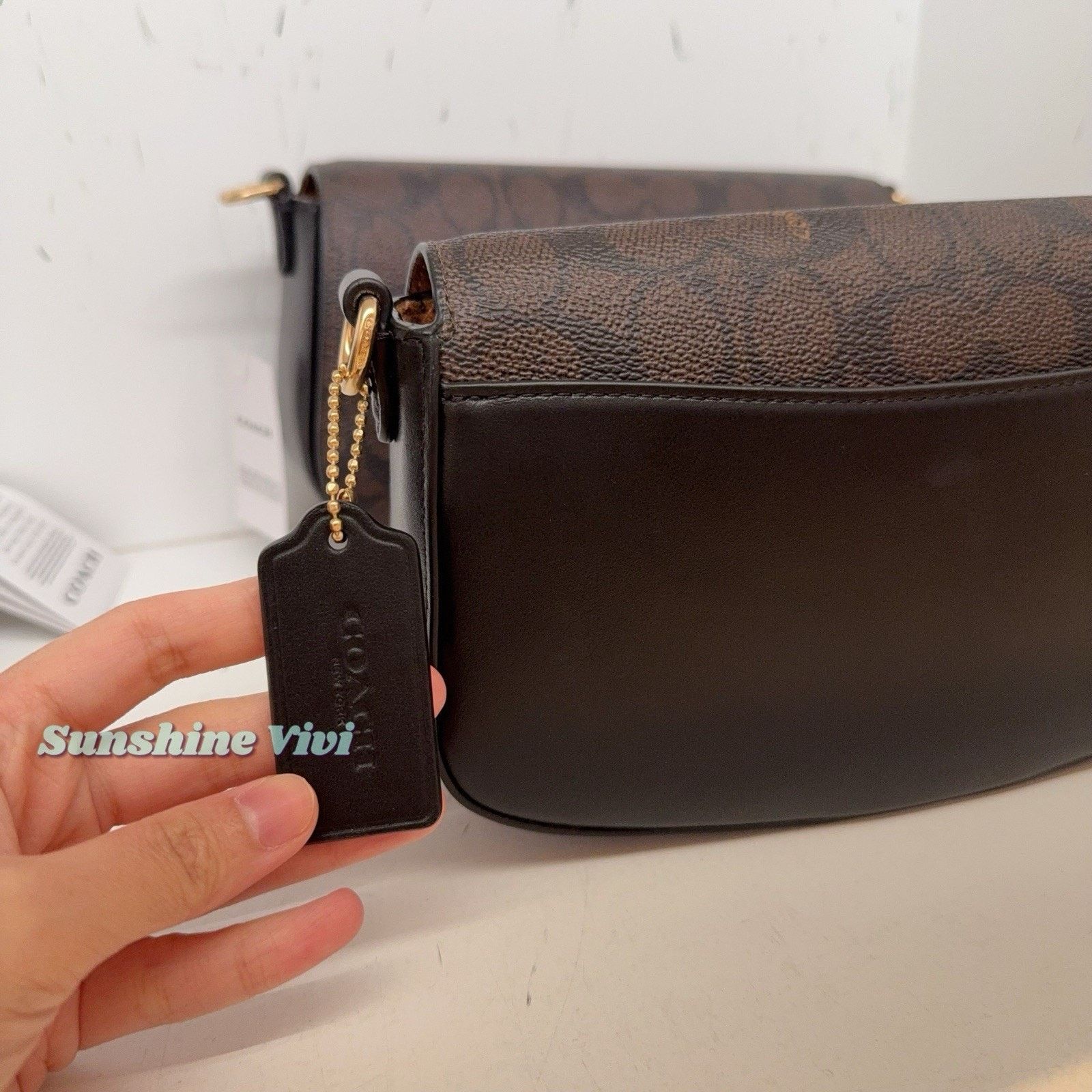 Coach NWT Coach Andrea Shoulder Bag CV973 Gold/Walnut/Black Size ONE SIZE - 5 Thumbnail