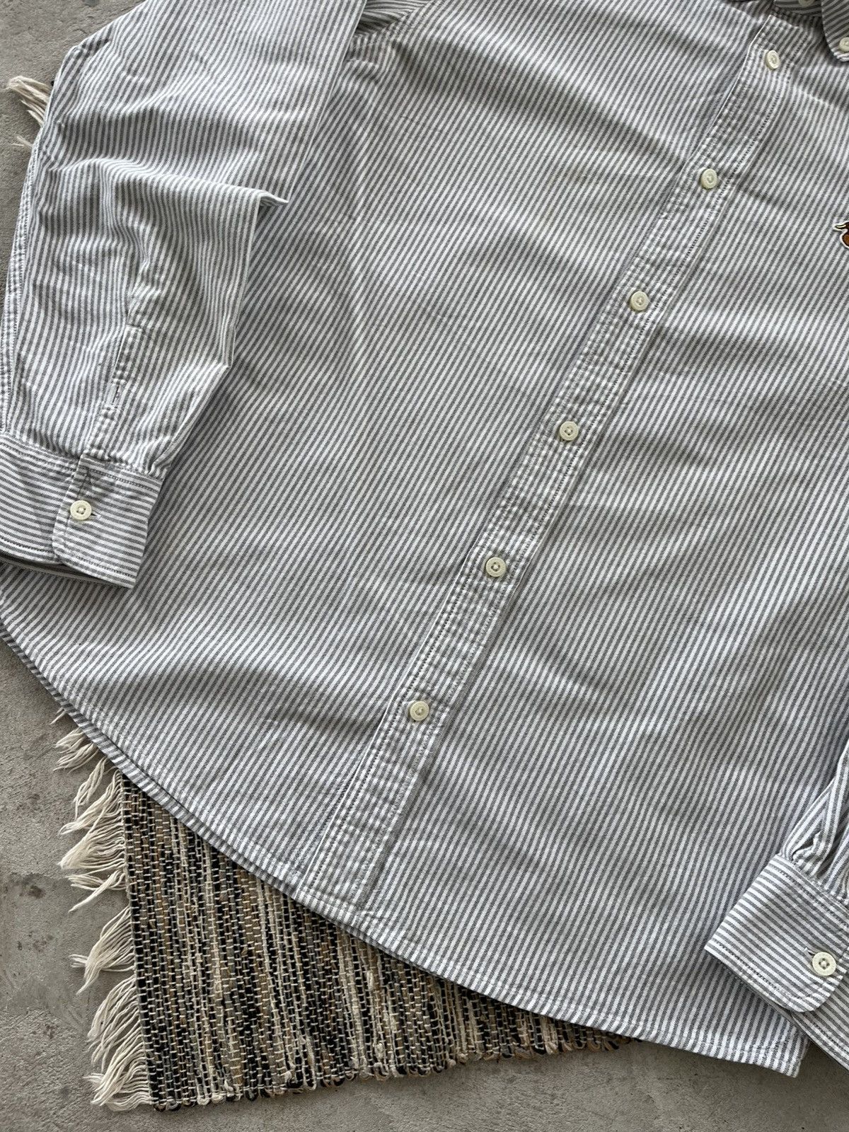 Carhartt Vintage Carhartt White Grey Striped Duck Logo Shirt Y2K Size US L / EU 52-54 / 3 - 7 Thumbnail