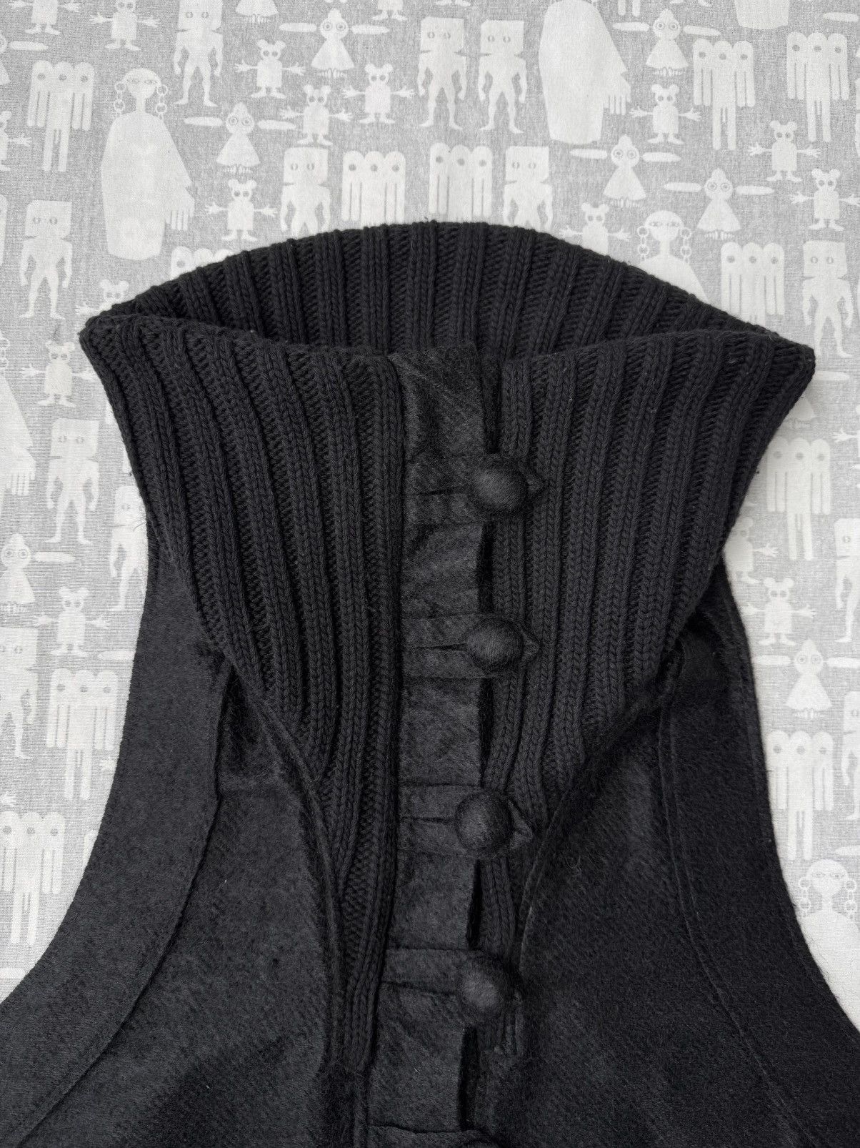 Balenciaga Balenciaga AW02 Funnel Collar Oversized Sleeveless Jacket Size US M / EU 48-50 / 2 - 2 Thumbnail