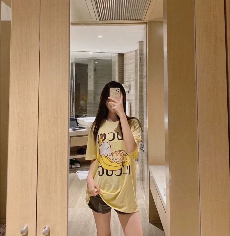 Gucci Gucci Bananya co-branded logo banana cat printed round neck Size US XS / EU 42 / 0 - 9 Thumbnail