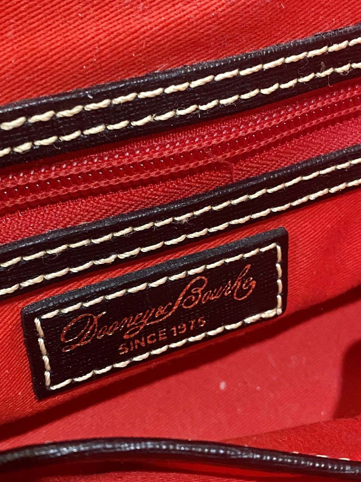 Dooney & Bourke Dooney & Bourke multicolor letter purse! Size ONE SIZE - 6 Thumbnail