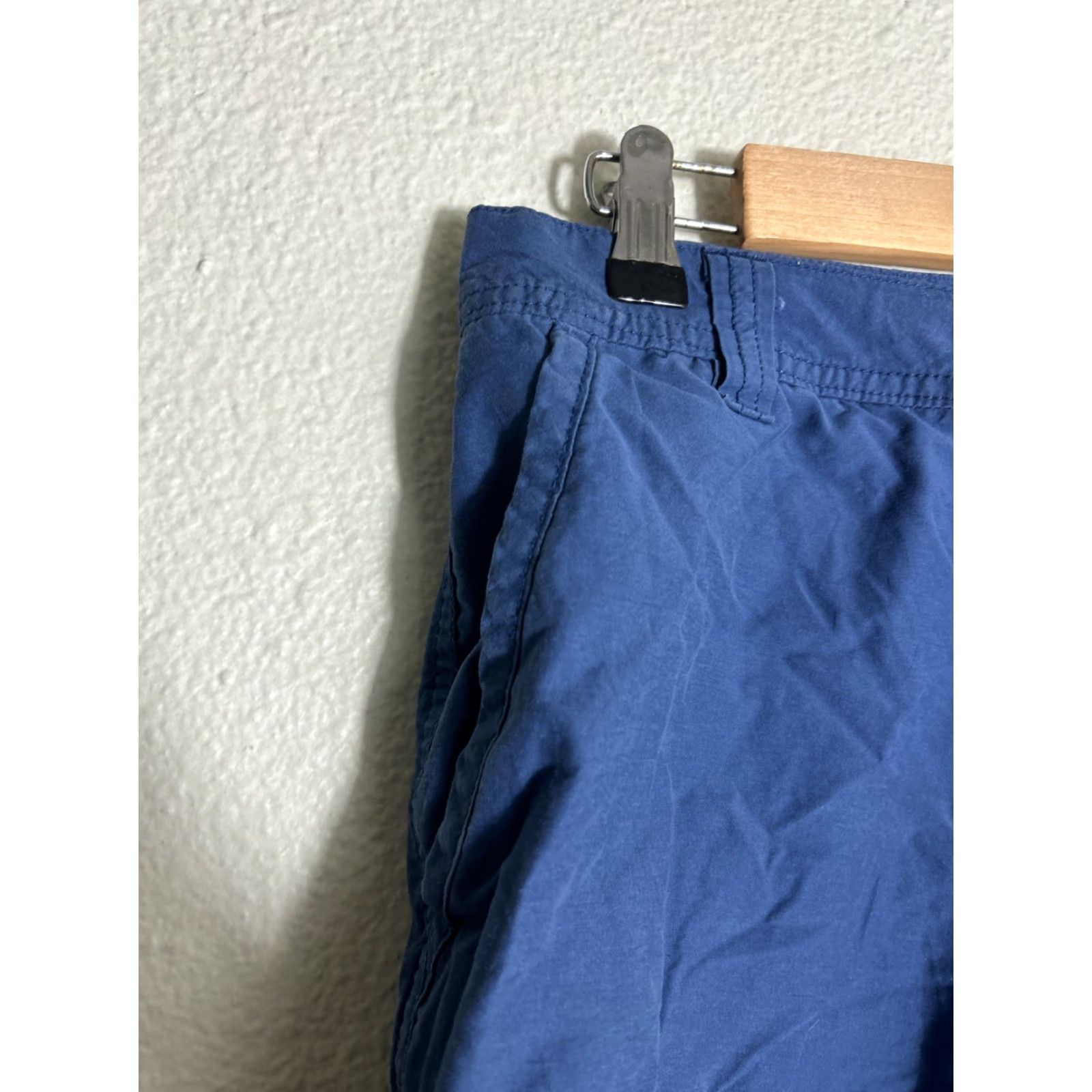 Vintage Columbia Birch Forest II Shorts Men 30x8 Blue Chino Casual Cotton Blend Hiking Golf XM0919 Size US 30 / EU 46 - 6 Thumbnail