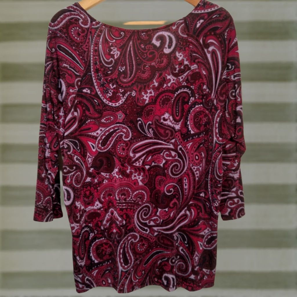 Vintage Jaclyn Smith Shirt Plus Size 2X Purple Paisley V-Neck Knit 3/4 Sleeve Blouse Women Womens Size XXL / US 16-18 / IT 52-54 - 1 Thumbnail