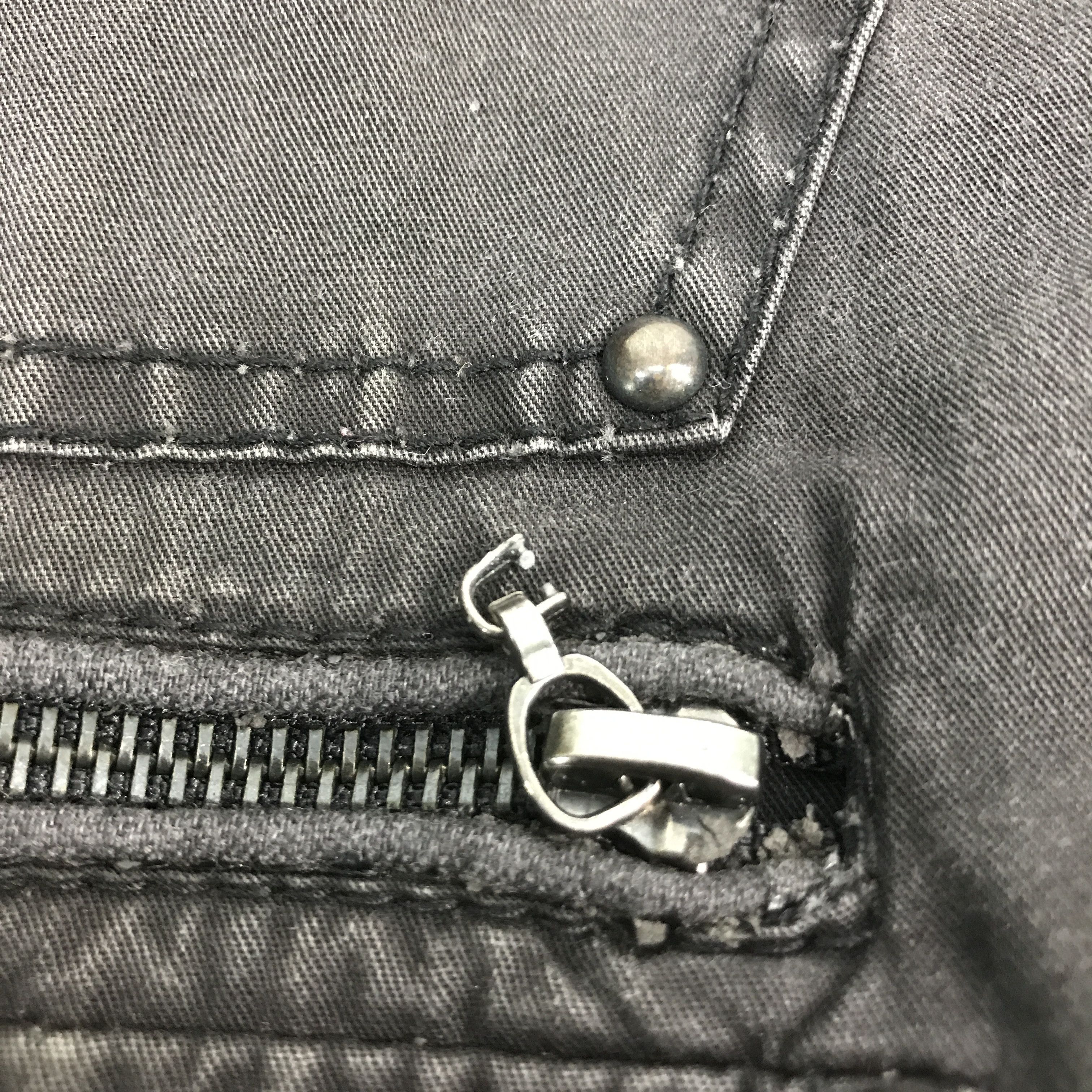 In The Attic × Japanese Brand In The attic black Faded zipper jacket japanese brand Size US L / EU 52-54 / 3 - 7 Thumbnail