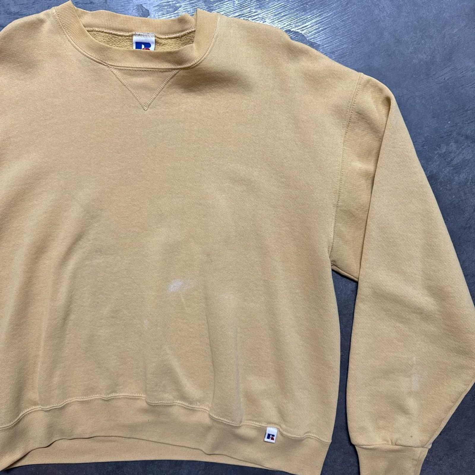 Russell Athletic × Vintage Vintage Russell Athletic Faded Yellow Sweatshirt Crewneck Size US L / EU 52-54 / 3 - 2 Thumbnail
