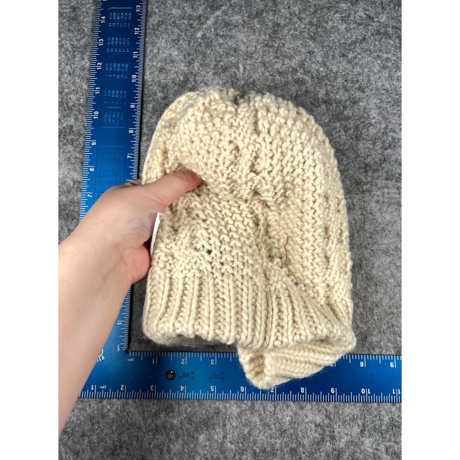 Vintage West Loop Beanie Toque Women One Size Ivory Knit Acrylic Blend Ski Pom NEW Size ONE SIZE - 6 Thumbnail