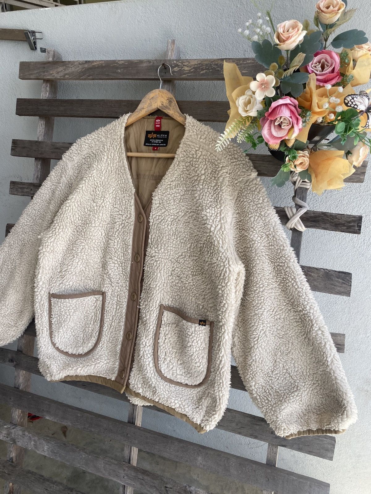 Avirex 🔥 Oversizes 🔥 Vintage 2000s Avirex Sherpa Jacket - 24”x26.5” Size US M / EU 48-50 / 2 - 3 Thumbnail