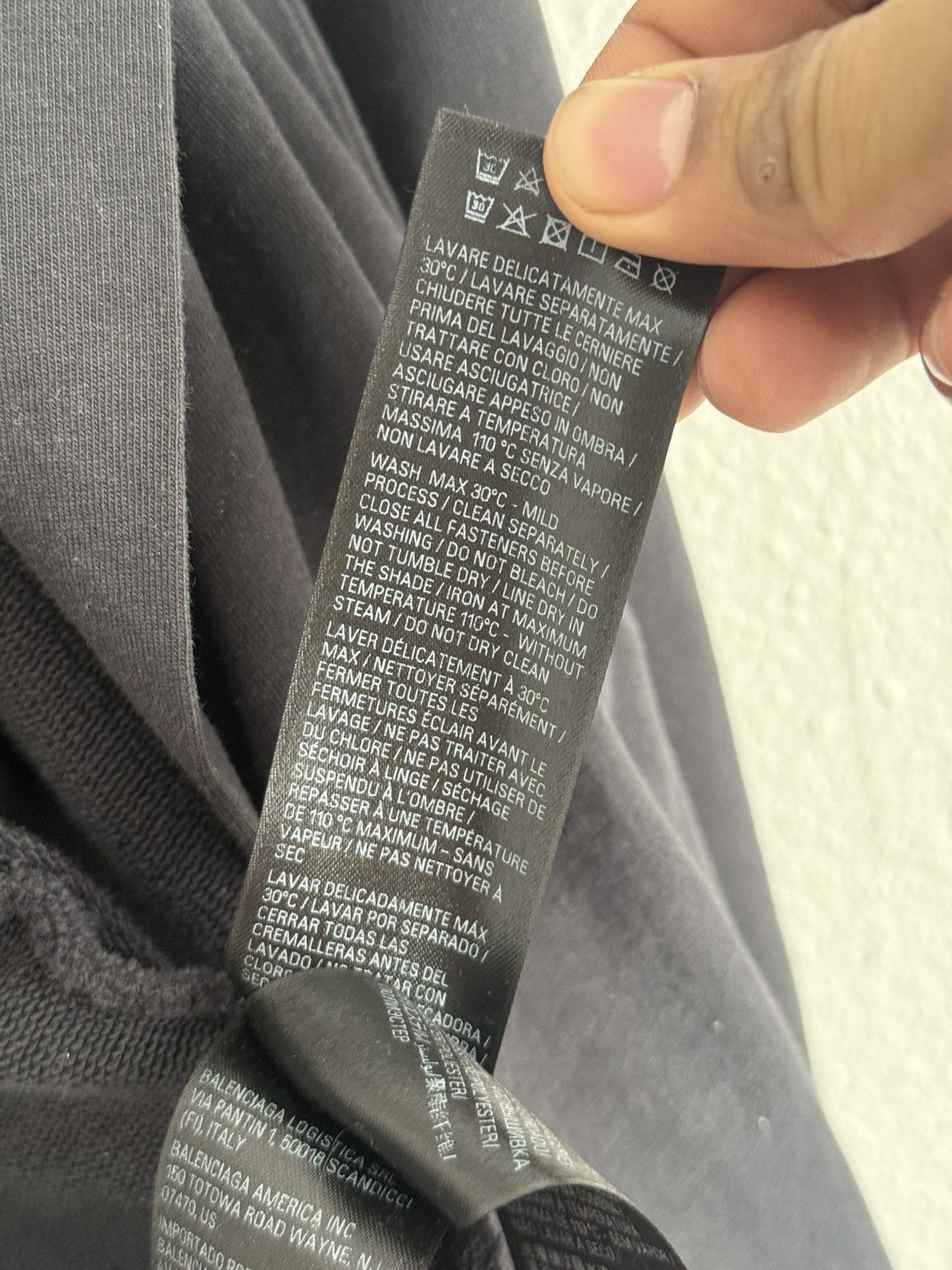 Balenciaga Incognito Hoodie Size US M / EU 48-50 / 2 - 7 Thumbnail