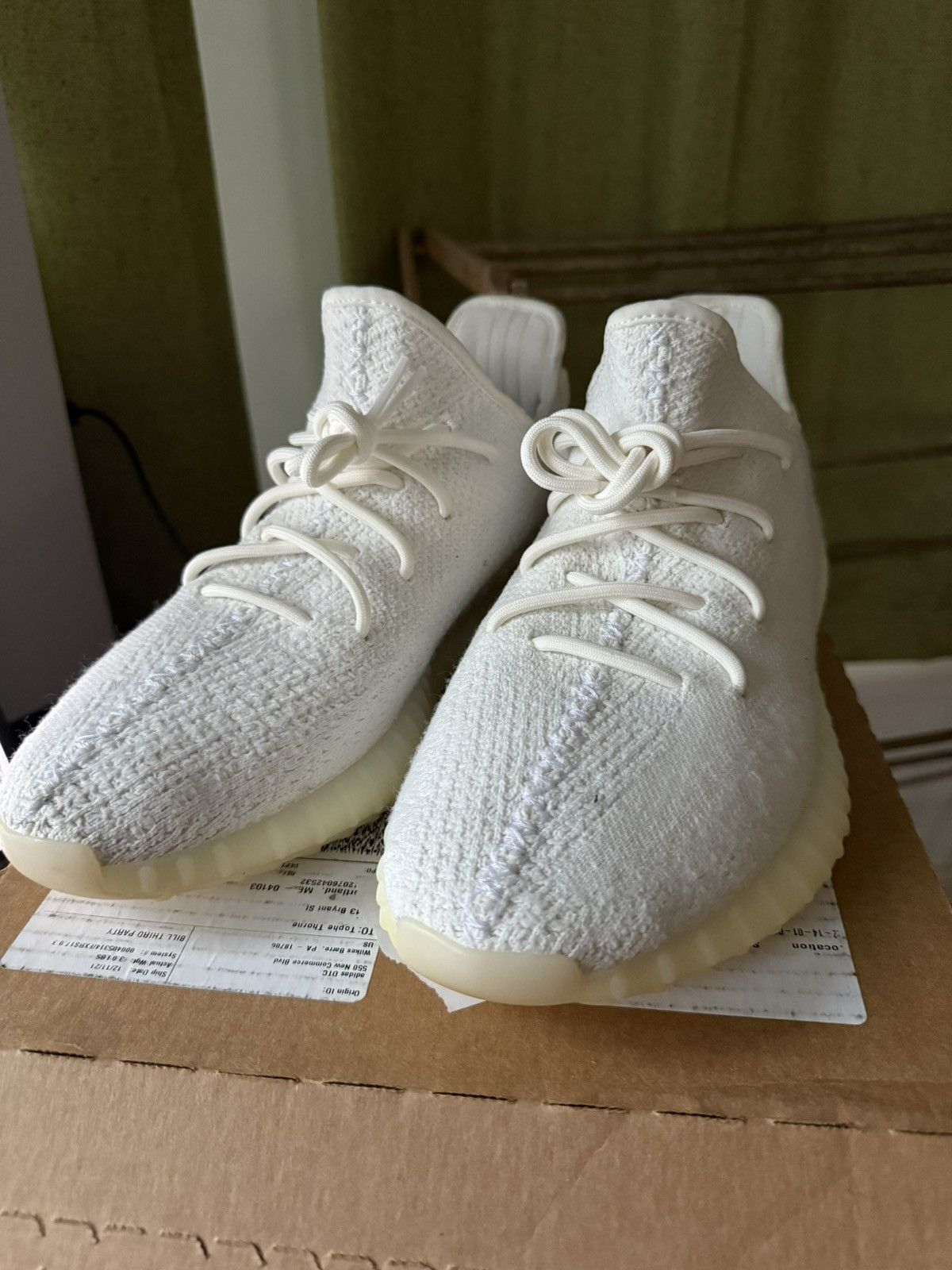 Adidas Yeezy Boost 350 V2 Cream Size 11 CP9366