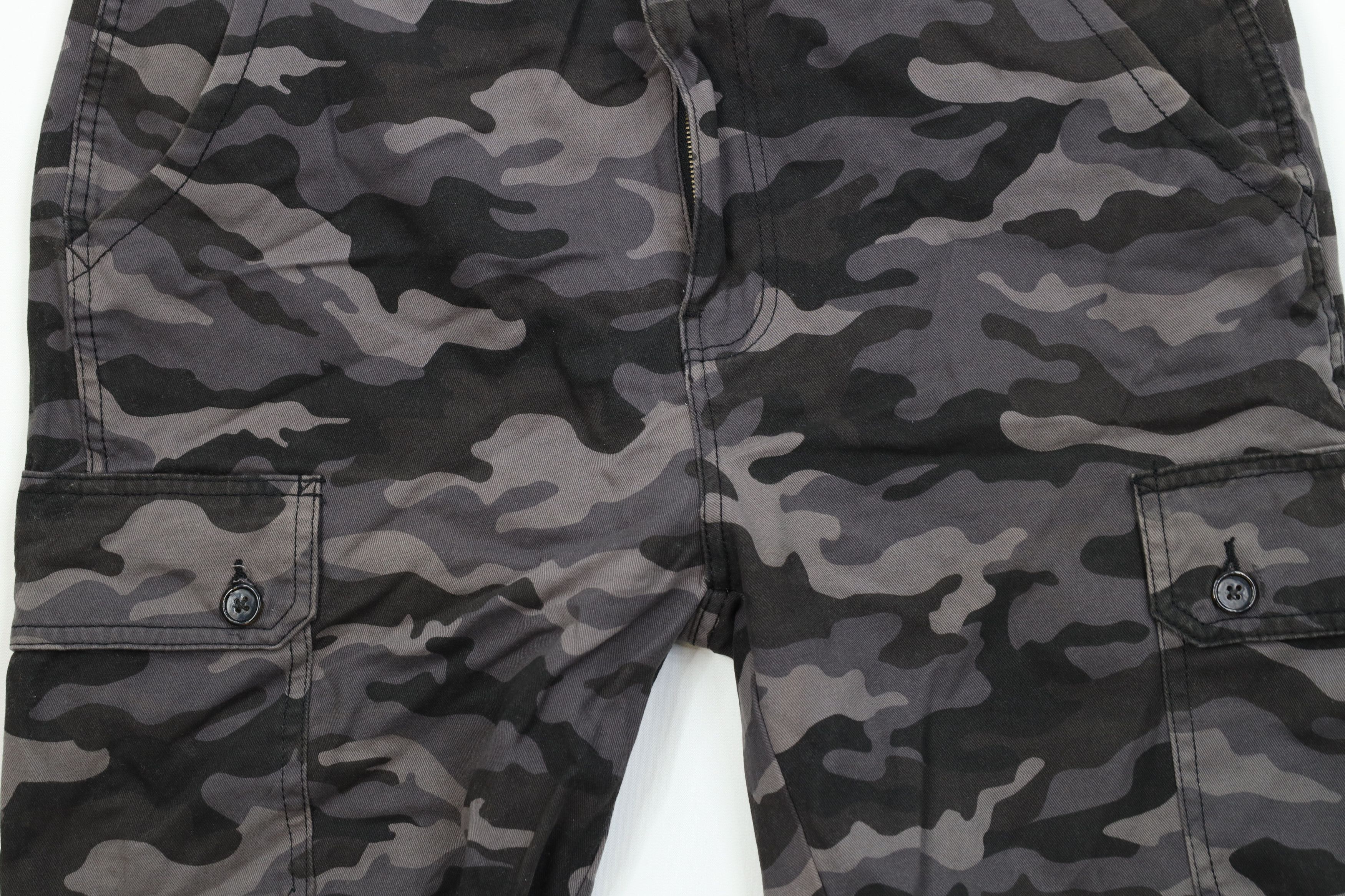 Vintage Vintage Y2K Streetwear Above Knee Cargo Shorts Cotton Size US 34 / EU 50 - 3 Thumbnail