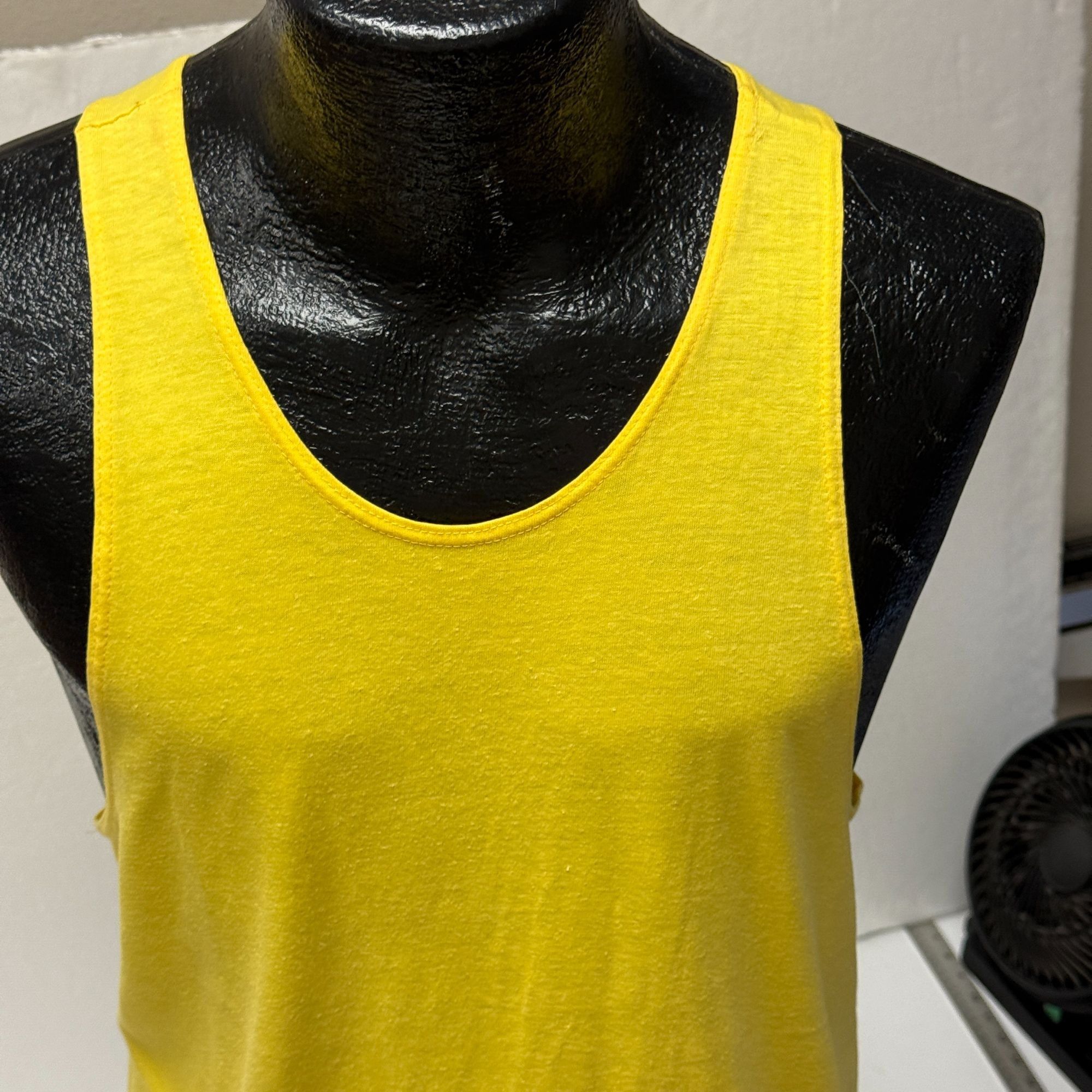 Nike 80's Nike Red Tag Athletic LOGO YELLOW 50/50 Muscle Tank Top Size US XL / EU 56 / 4 - 13 Thumbnail