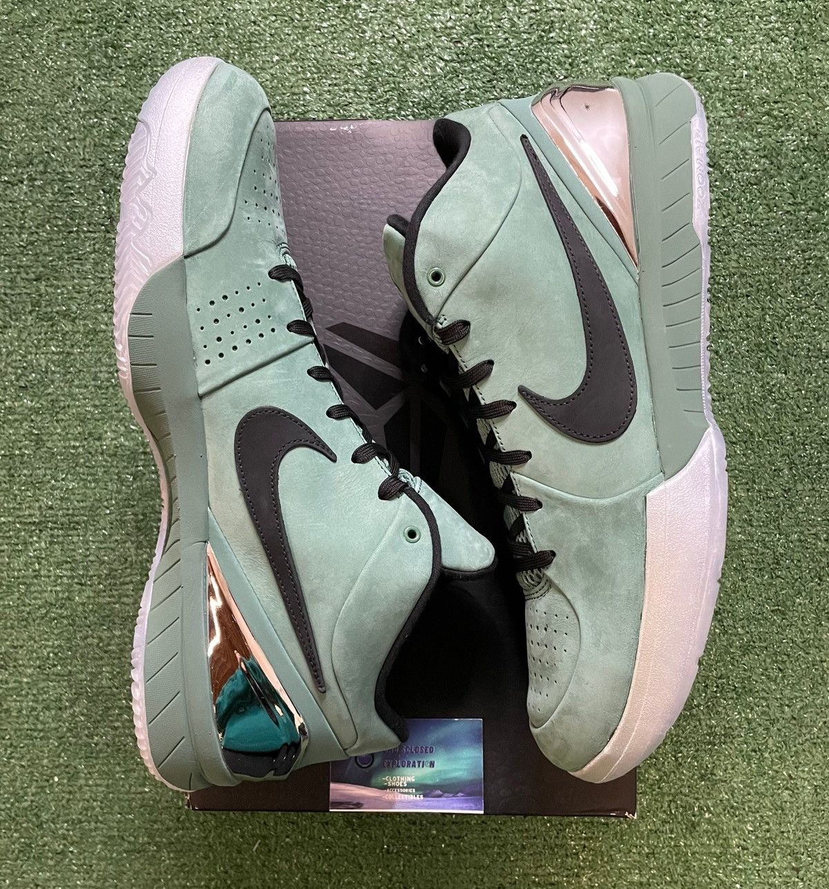 Nike Nike Kobe 4 IV girl dad Size US 15 / EU 48 - 4 Thumbnail