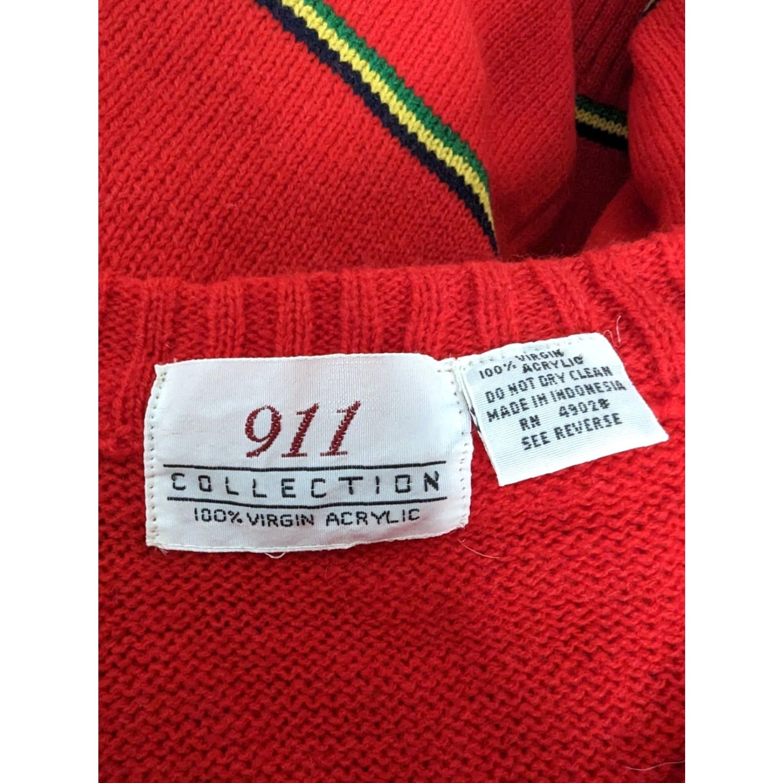 Vintage VINTAGE Red Striped V Neck Pullover Sweater Mens XL 80s 70s Raglan Jumper Size US XL / EU 56 / 4 - 4 Thumbnail