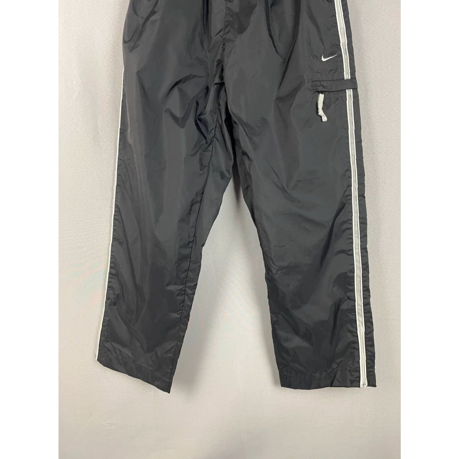 Nike Nike Mens Track Pants L Black Polyester Elastic Waist Running Trousers Pants Size US 33 - 5 Thumbnail