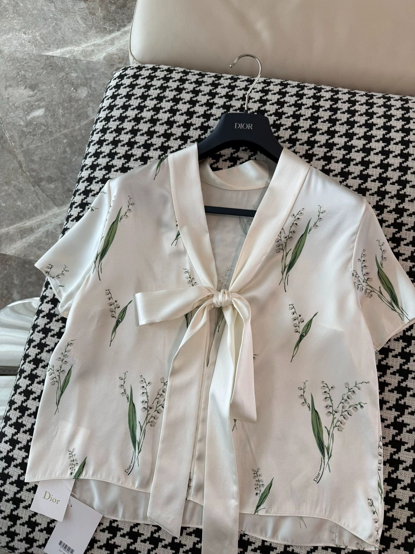 Dior Dior 26 Lily of Valley Silk Sash Top Reversible 38 Size S / US 4 / IT 40 - 6 Thumbnail