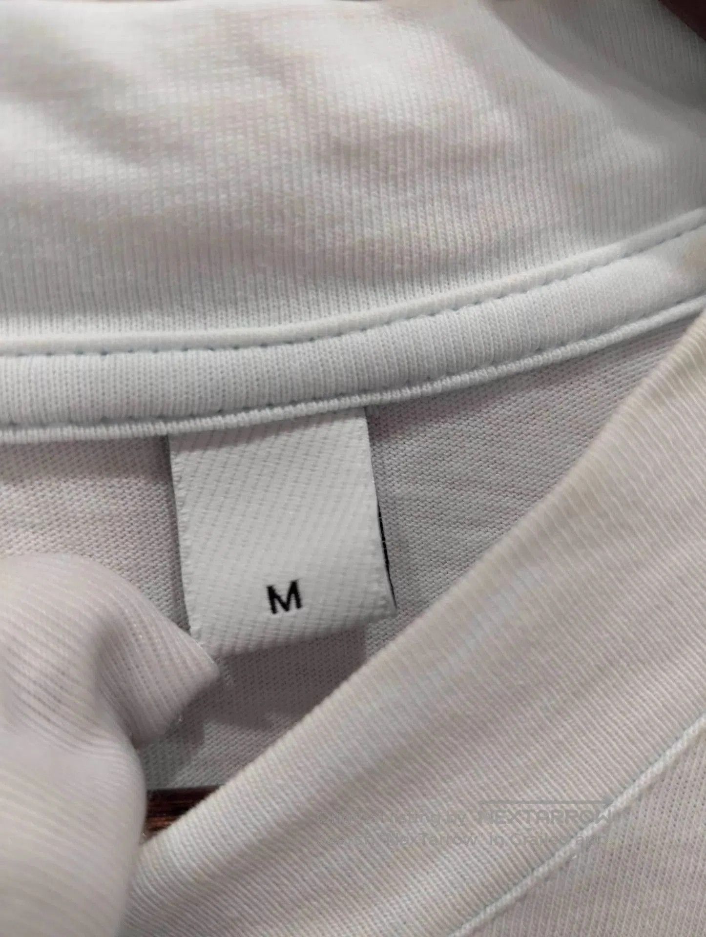 Burberry White Short. Size US M / EU 48-50 / 2 - 5 Thumbnail