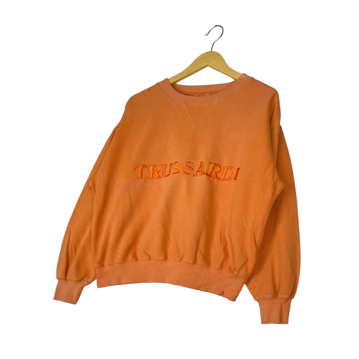 Trussardi × Vintage Vintage Trussardi Embroidered Crewneck Sweatshirt Size L Size US L / EU 52-54 / 3 - 2 Thumbnail