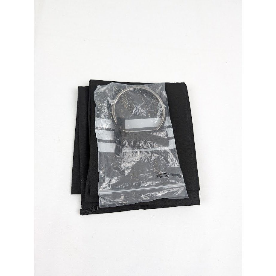 Saint Laurent Paris o1rshd1 Q:2 / Size: M / Metal Python Bangle in Black Size ONE SIZE - 9 Thumbnail