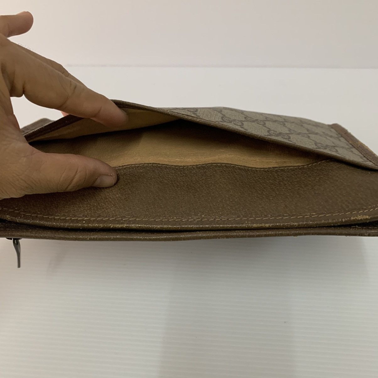 Gucci Gucci Vintage Clutch Bag Size ONE SIZE - 9 Thumbnail