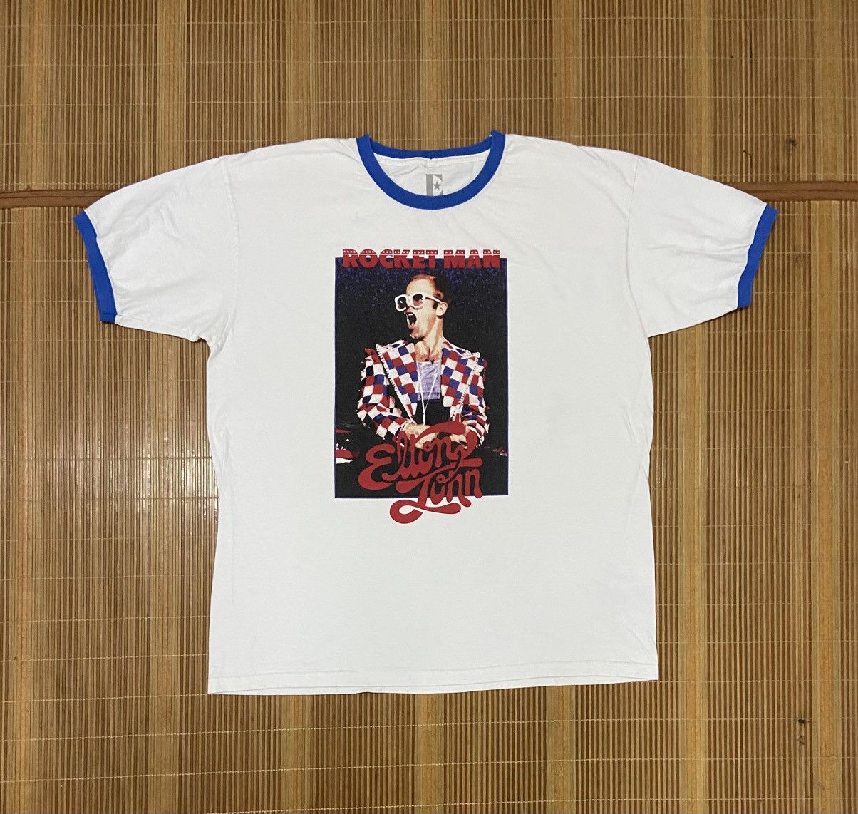 Band Tees ELTON JOHN ROCKET MAN TEE Size US XL / EU 56 / 4 - 3 Thumbnail