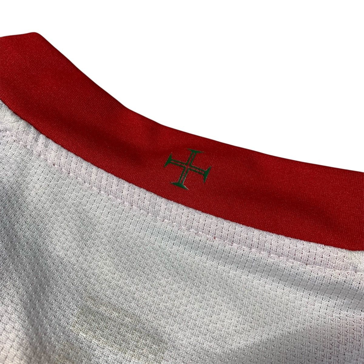 Nike 2000s🕺Cristiano Ronaldo 17 Portugal Away Jersey Size US M / EU 48-50 / 2 - 7 Thumbnail