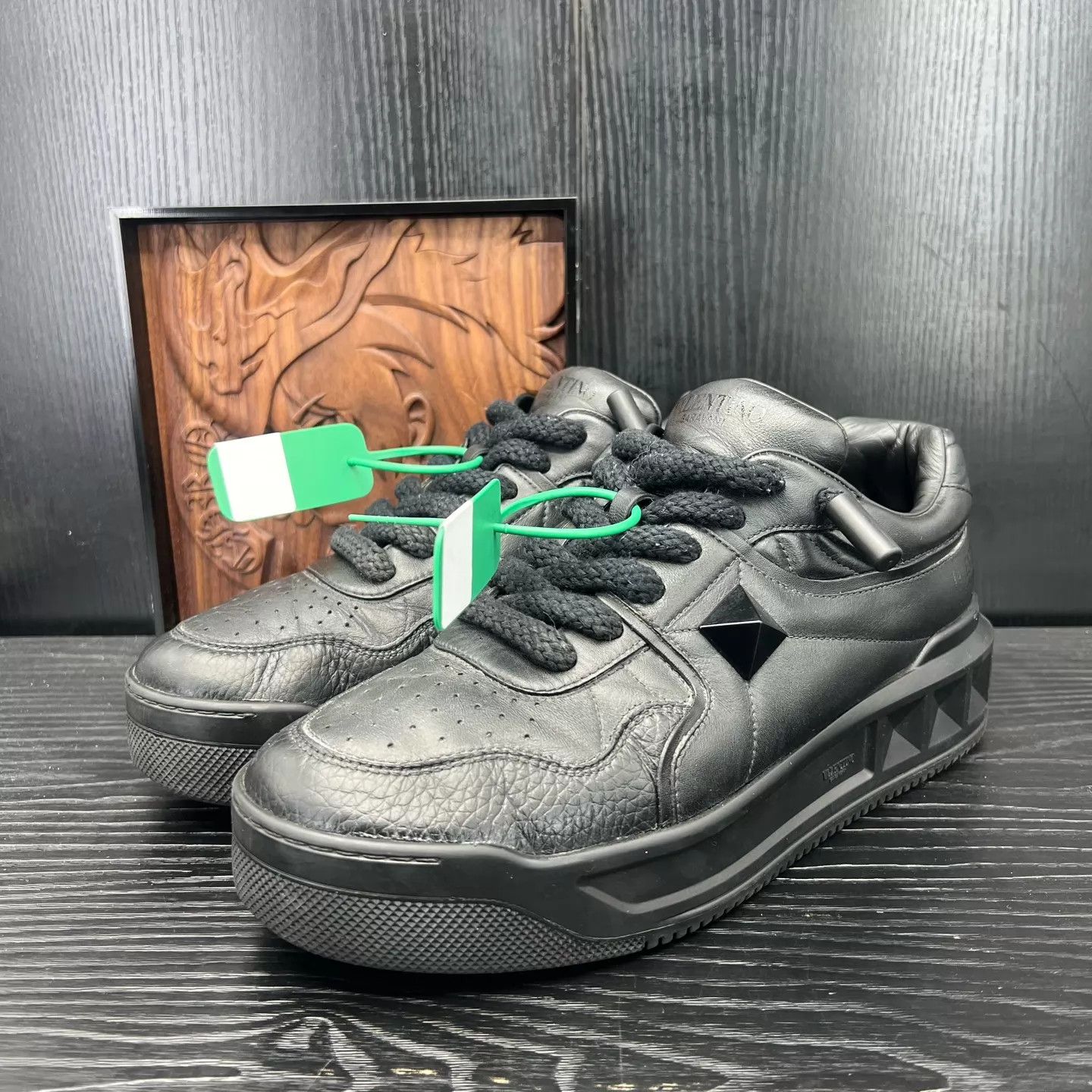 Valentino Valentino One Stud Black 43 with Box Size US 10 / EU 43 - 1 Thumbnail