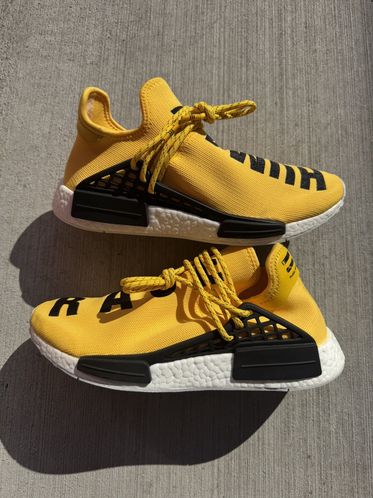 Adidas × Pharrell ADIDAS HUMAN RACE NMD YELLOW OG ORIGINAL SIZE 9.5 CLEAN Size US 9.5 / EU 42-43 - 1 Thumbnail