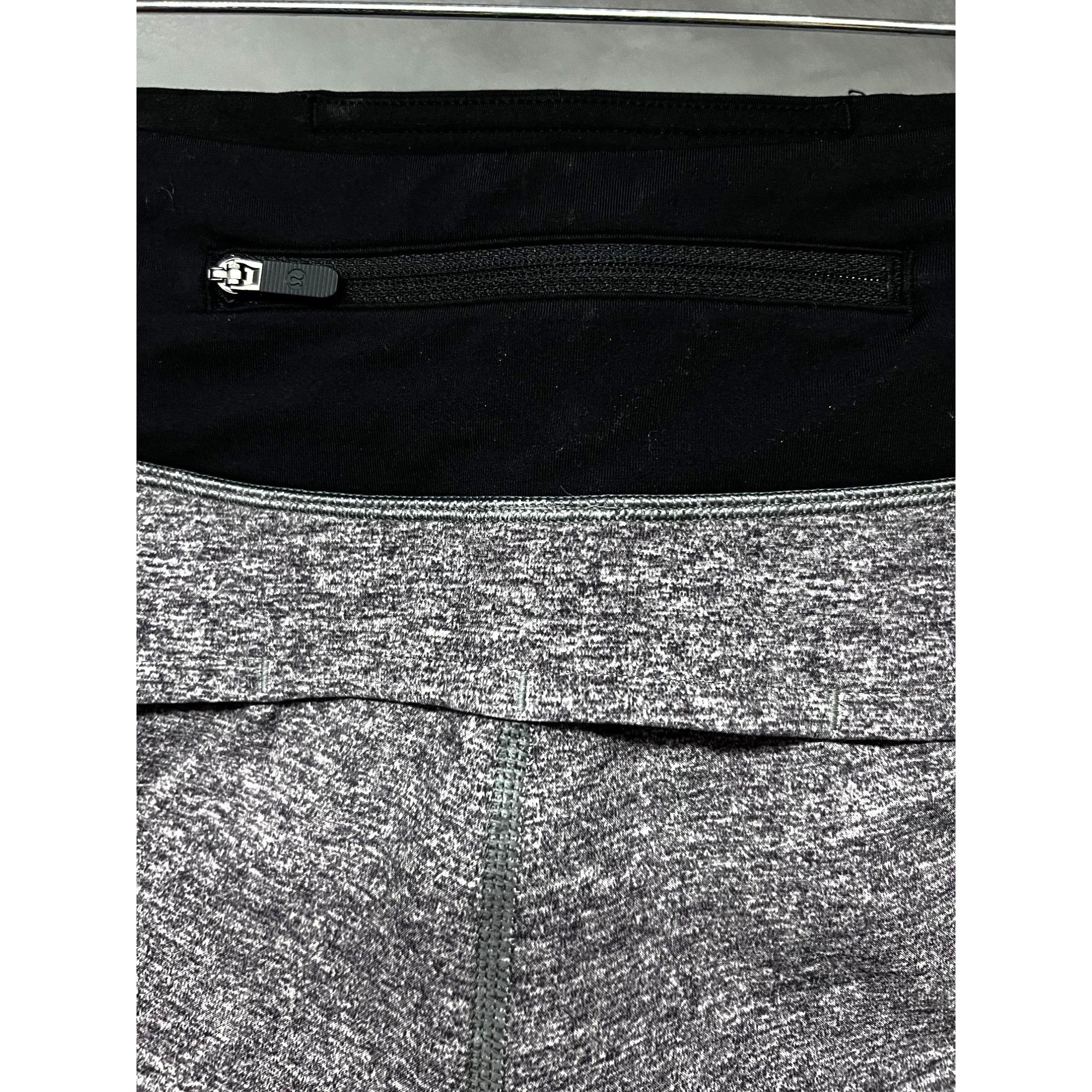 Lululemon Lululemon Speed Up Short Sz 4 Heather Gray Lux Multi Black S Size 26" / US 2 / IT 38 - 8 Thumbnail