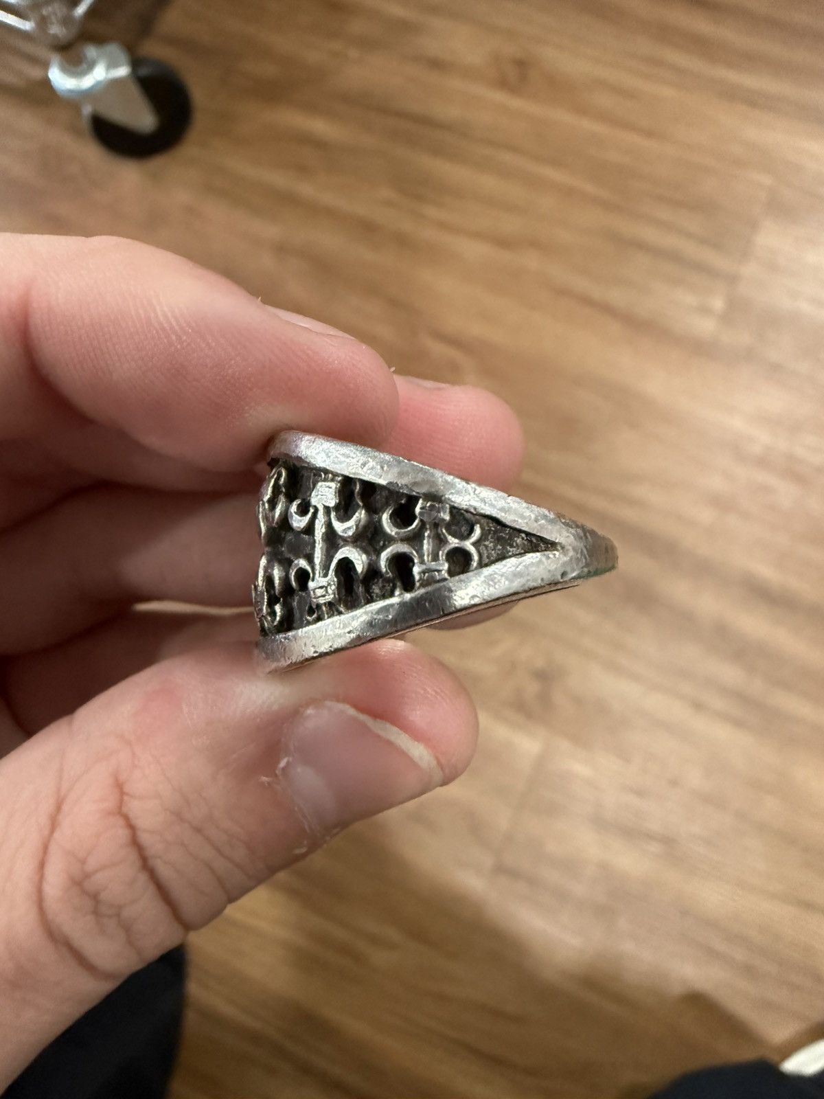 Chrome Hearts Chrome Hearts Wide Narrow BS Fleur Ring Size ONE SIZE - 3 Thumbnail