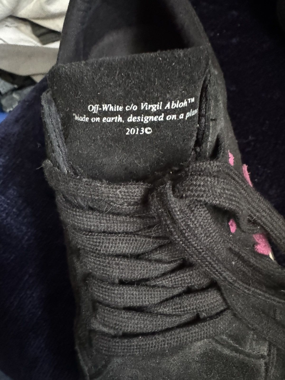 Off white Vulcan low top