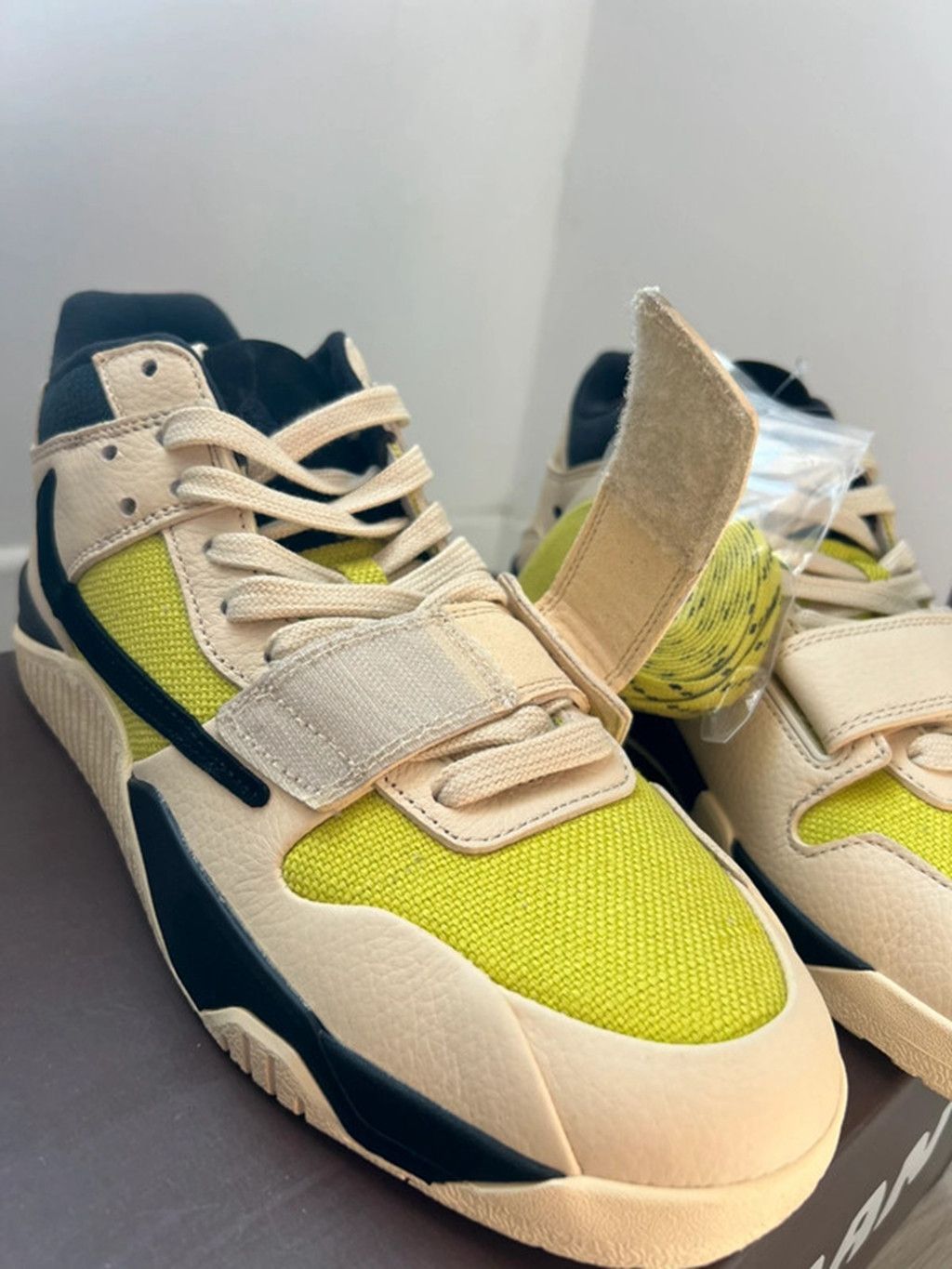 Jordan Brand Travis Scott x Jordan Jumpman Jack TR 'Bright Cactus' Size US 8.5 / EU 41-42 - 4 Thumbnail