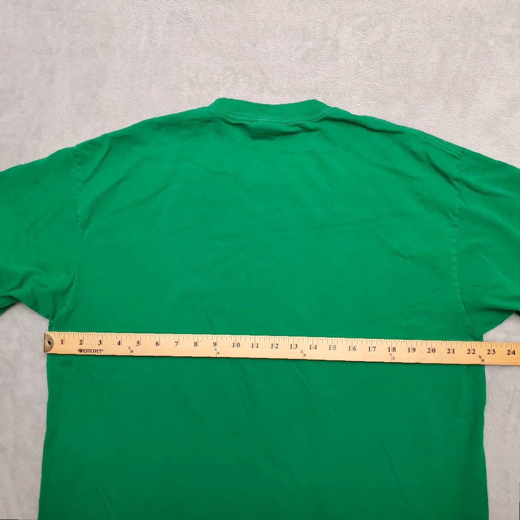 Vintage DR Suess Mr. Grinch Shirt Mens XL Green Crew Neck Short Sleeve Xmas 2001 Shirt Size US XL / EU 56 / 4 - 7 Thumbnail