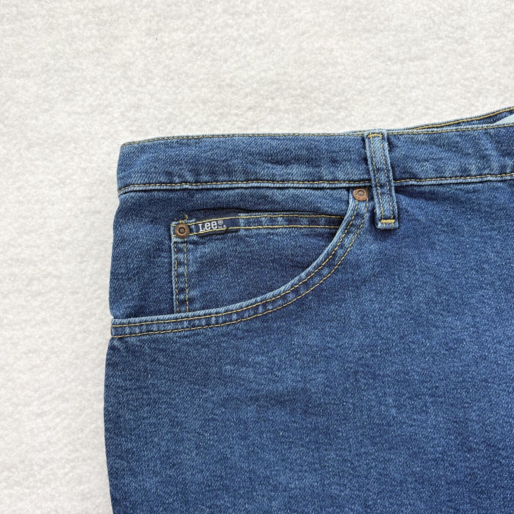 Lee Lee Jeans Mens 42x30 Blue Regular Fit Denim Pants Straight Leg Comfort Stretch Jeans with Pockets Zip Fly Size US 42 / EU 58 - 4 Thumbnail