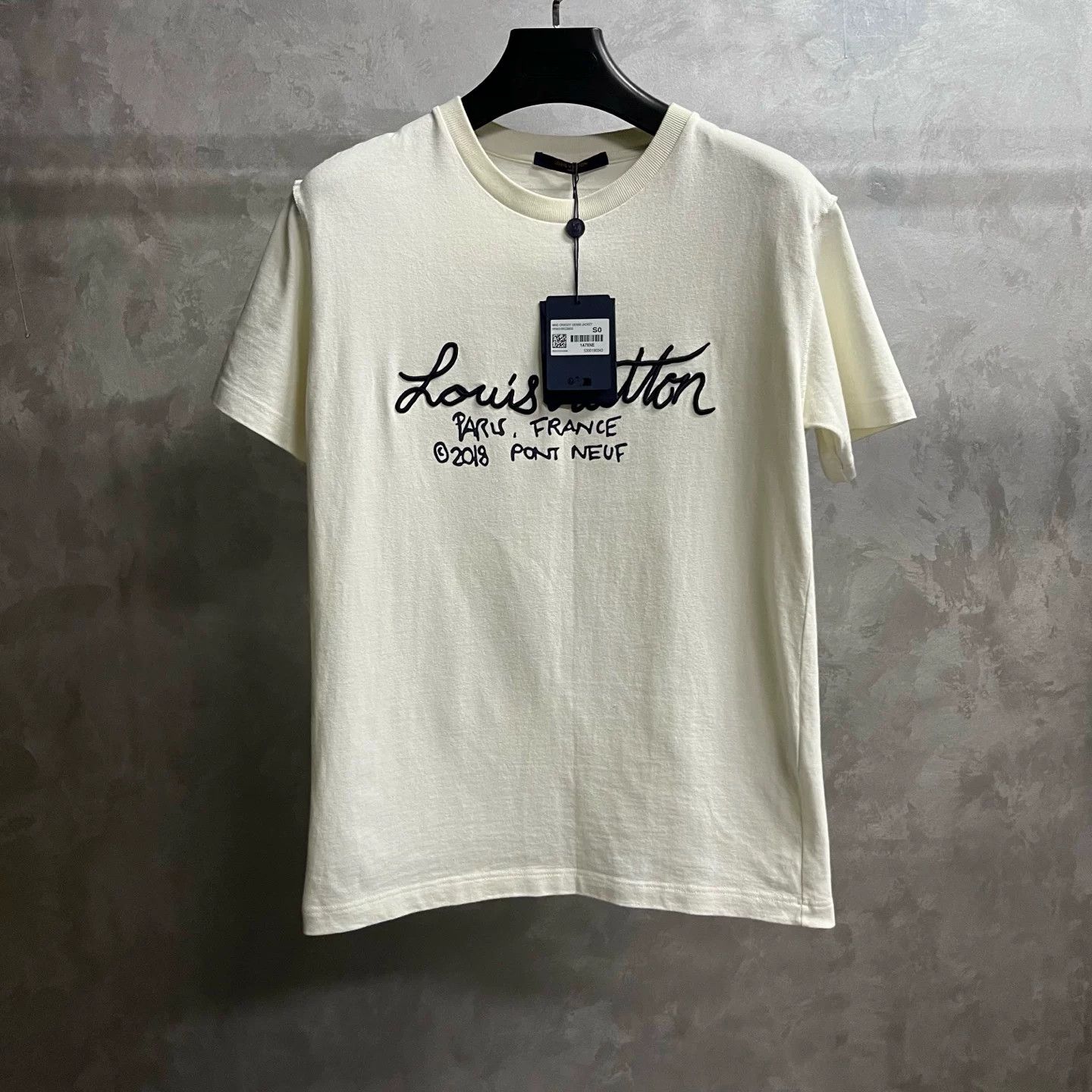 Louis Vuitton Louis Vuitton White Print Short-Sleeve T-Shirt Size US S / EU 44-46 / 1 - 1 Thumbnail