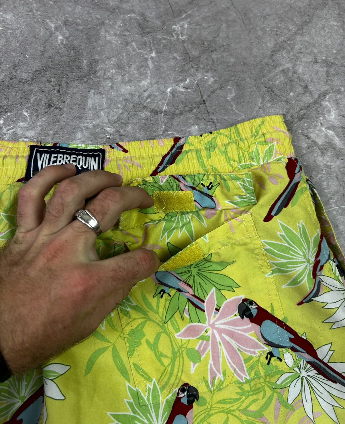 Vilebrequin Vilebrequin Men's Swim Parrot Shorts Size M Size US 32 / EU 48 - 7 Thumbnail