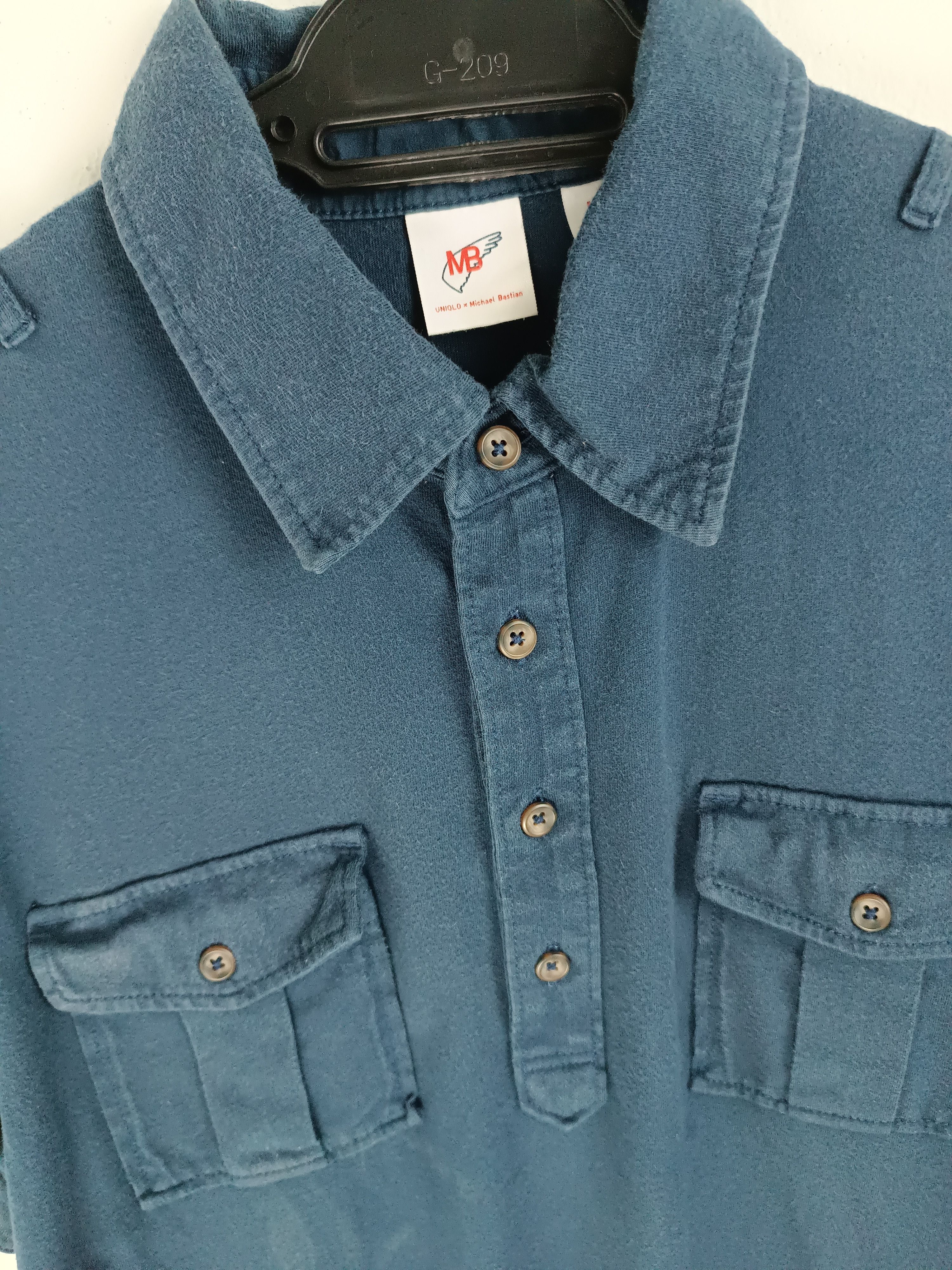 Michael Bastian VINTAGE MICHAEL BASTIAN X UNIQLO MENS FADED COLLAR TEE Size US M / EU 48-50 / 2 - 11 Thumbnail
