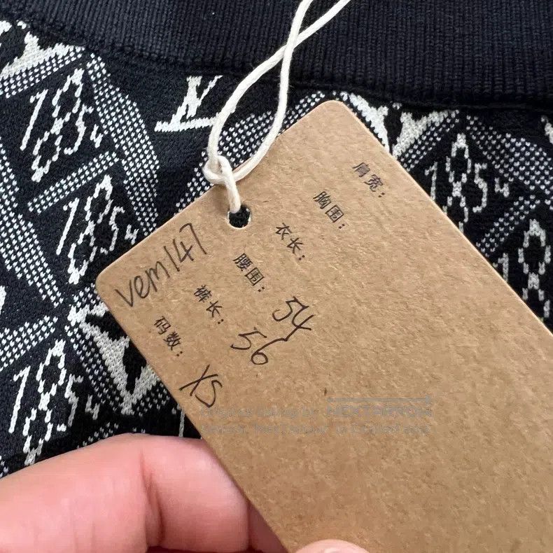 Louis Vuitton Louis Vuitton size xs Full logo elastic waist casual skirt Size 24" / US 00 / IT 34 - 5 Thumbnail
